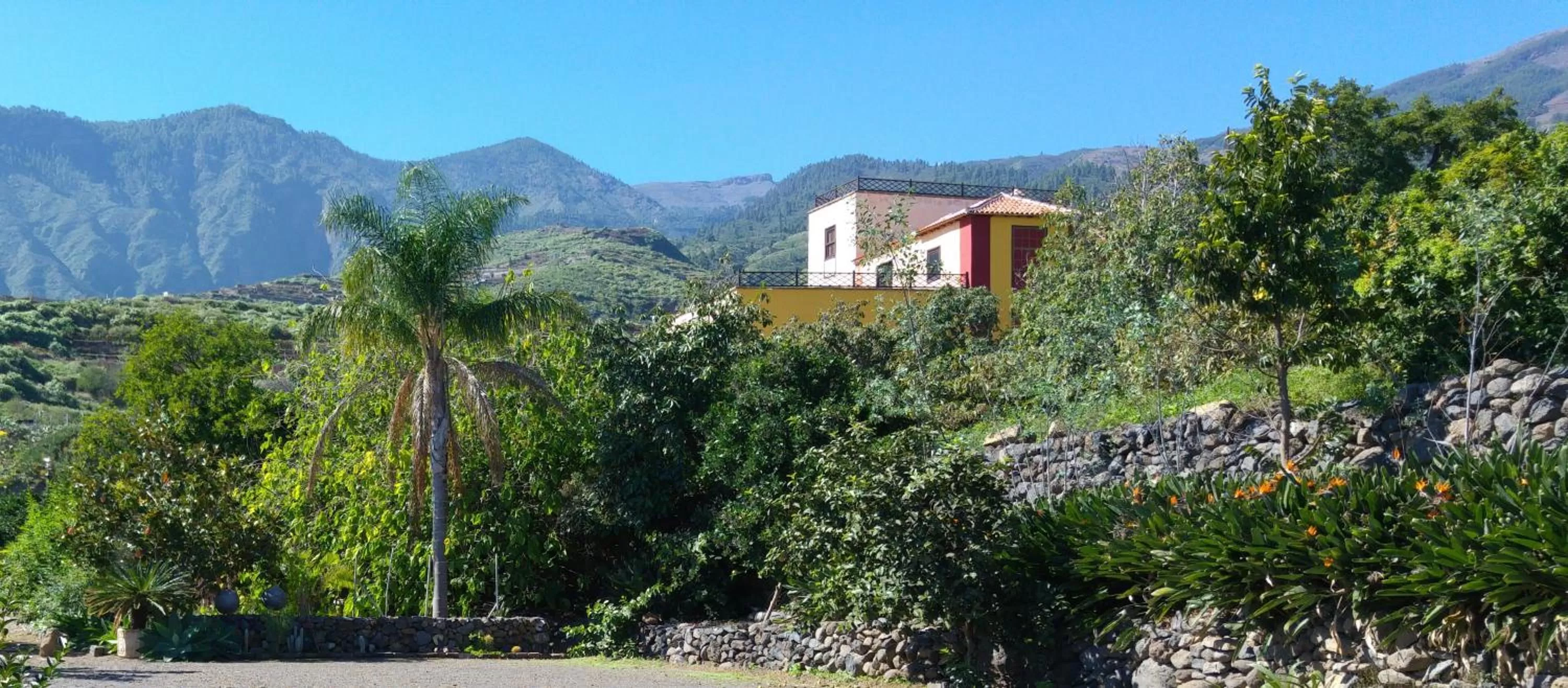 Property building in Hotel Rural La Raya 1866