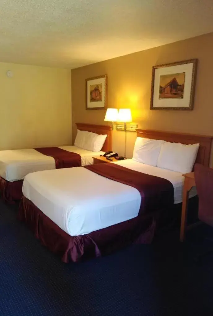 Bed in Knights Inn San Antonio near Frost Bank Center Bed in Knights Inn San Antonio near Frost Bank Center