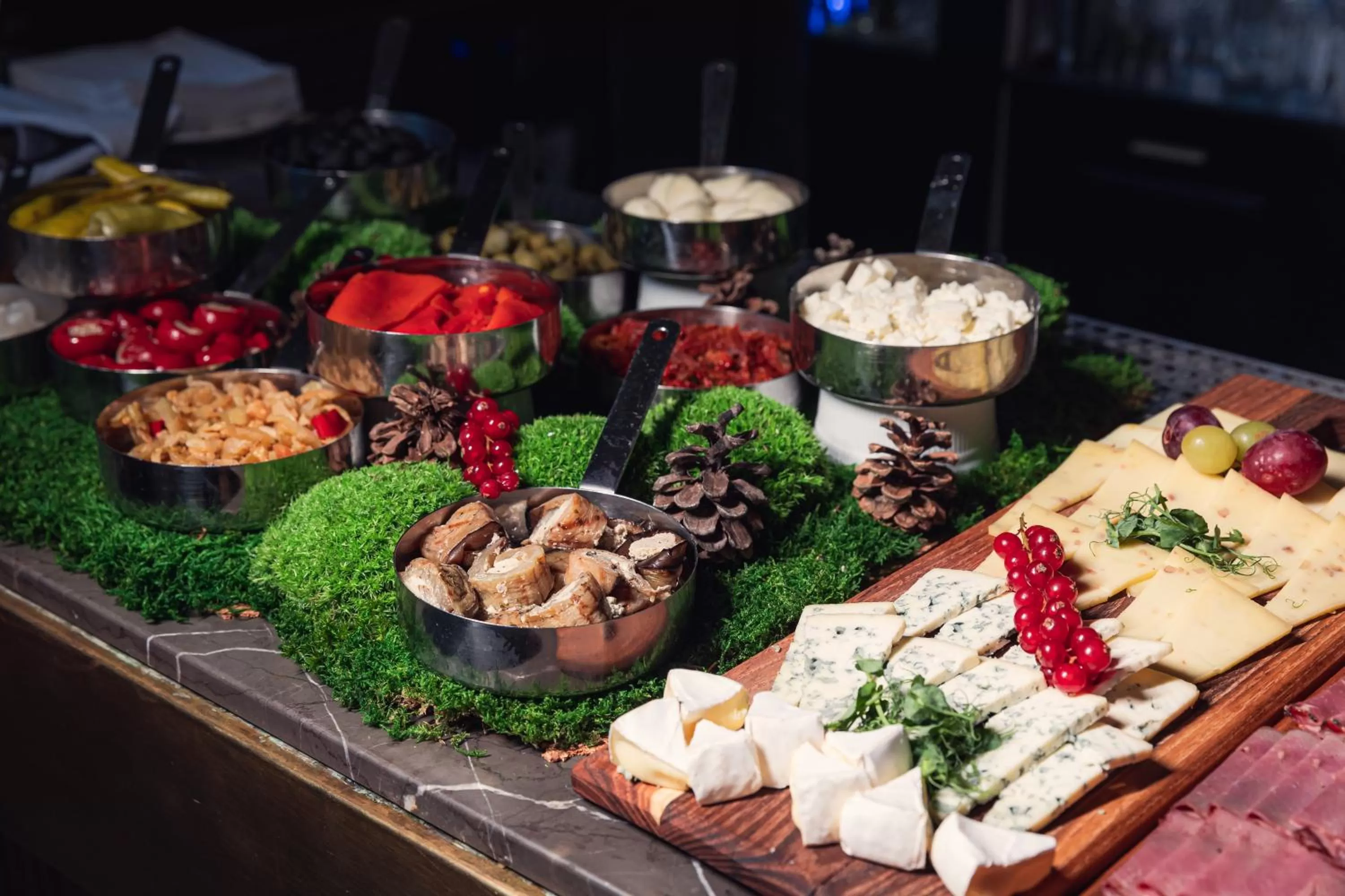 Buffet breakfast in Hotel KINGS COURT