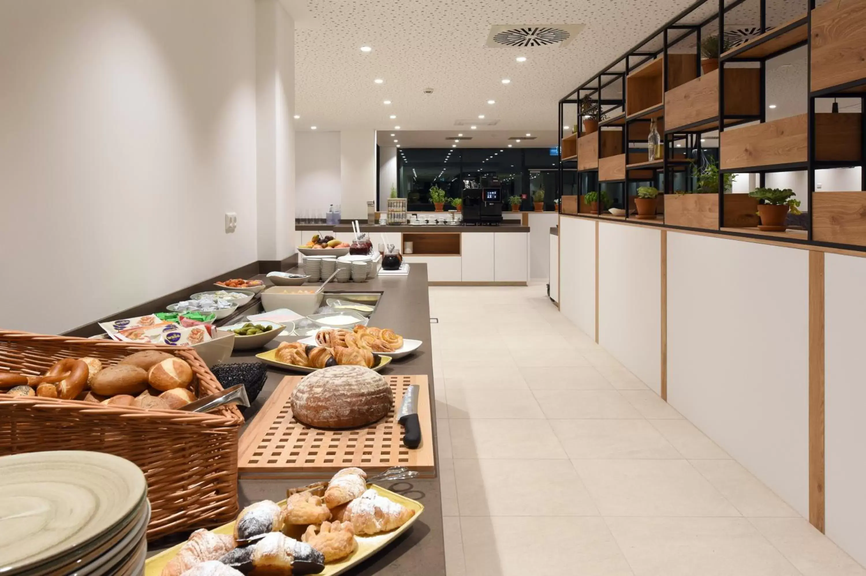 Food and drinks in Wyndham Garden Munich Messe Food and drinks in Wyndham Garden Munich Messe