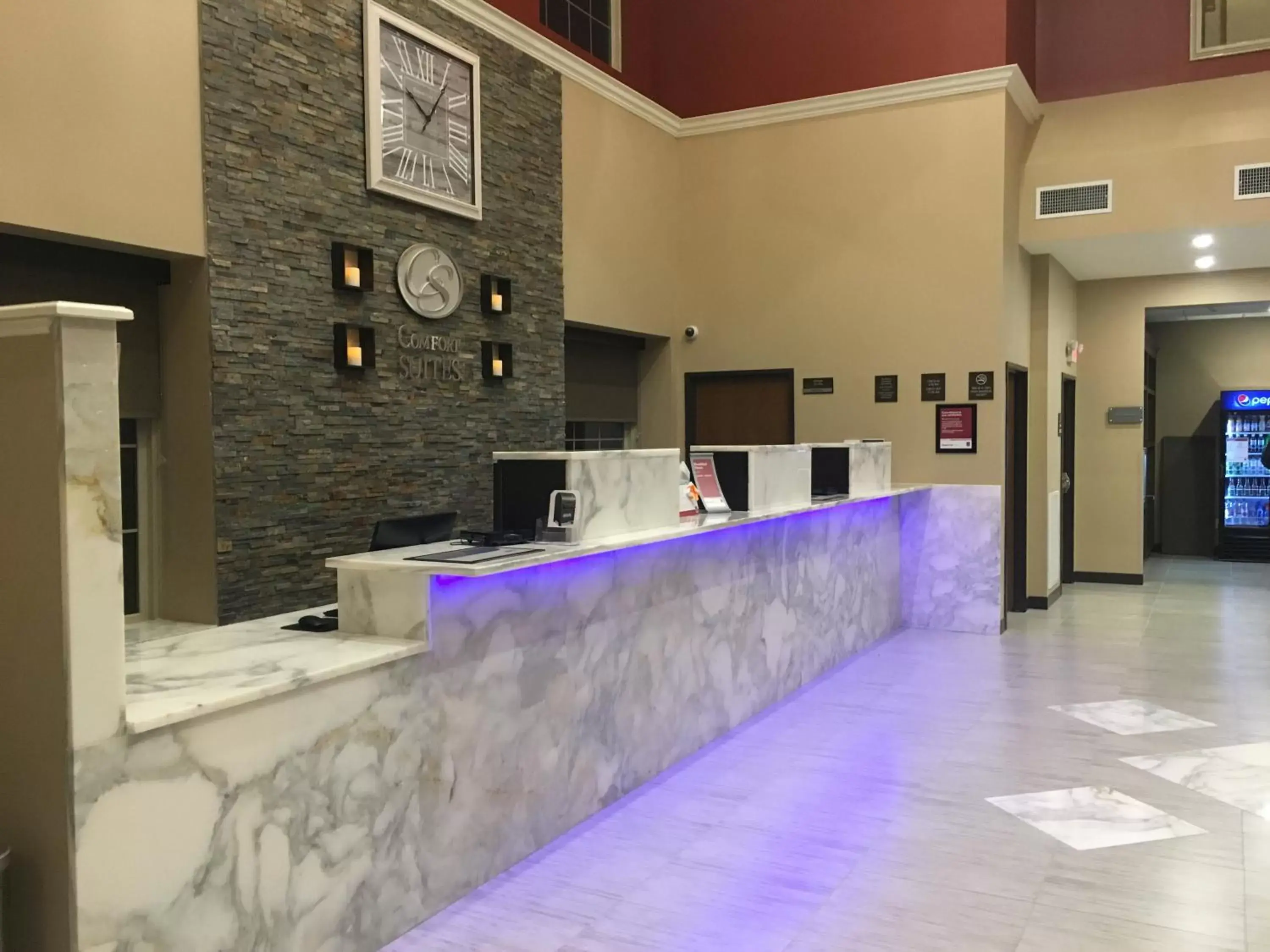 Lobby or reception, Lobby/Reception in Comfort Suites Fishkill near Interstate 84