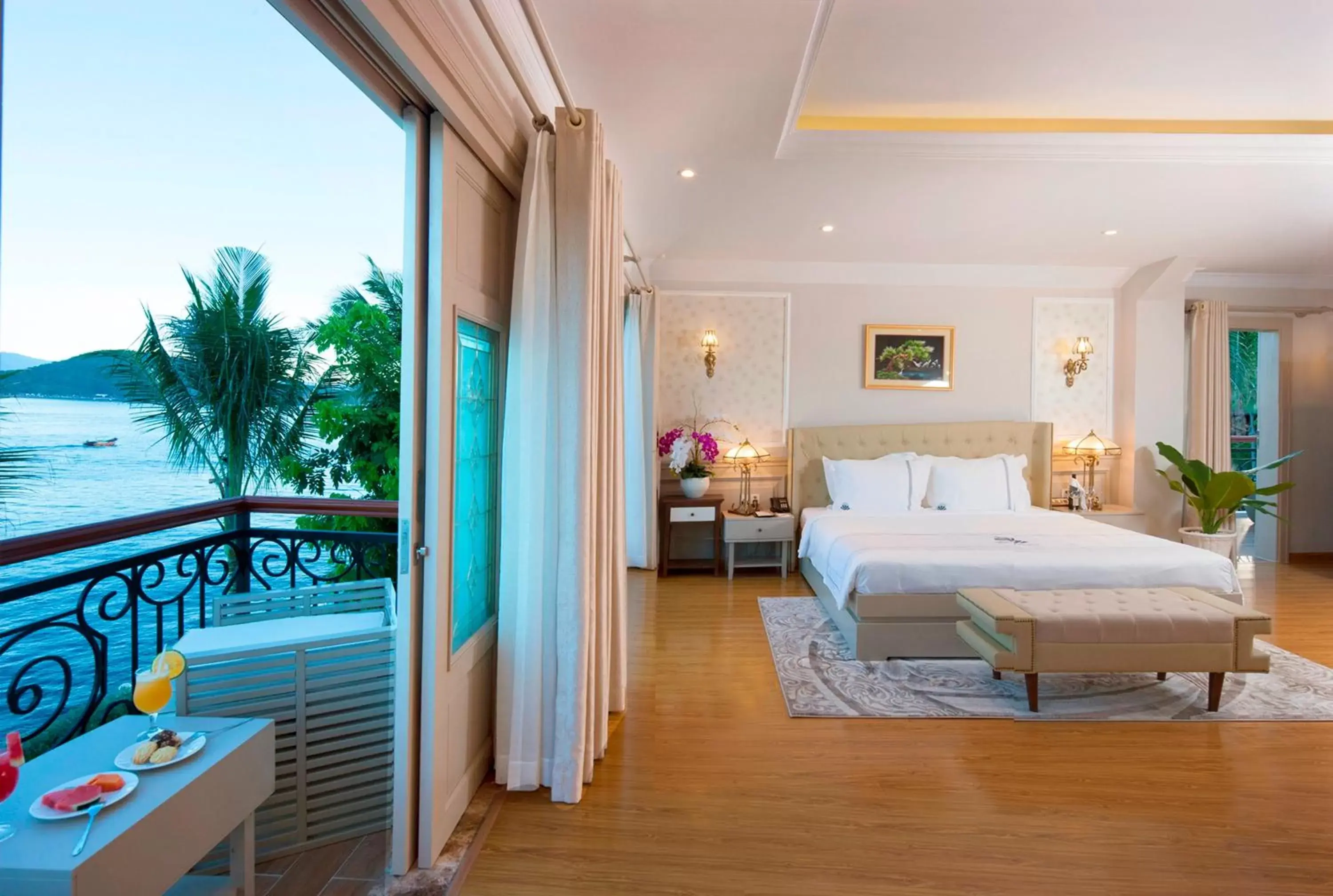 Bedroom in Hon Tam Resort