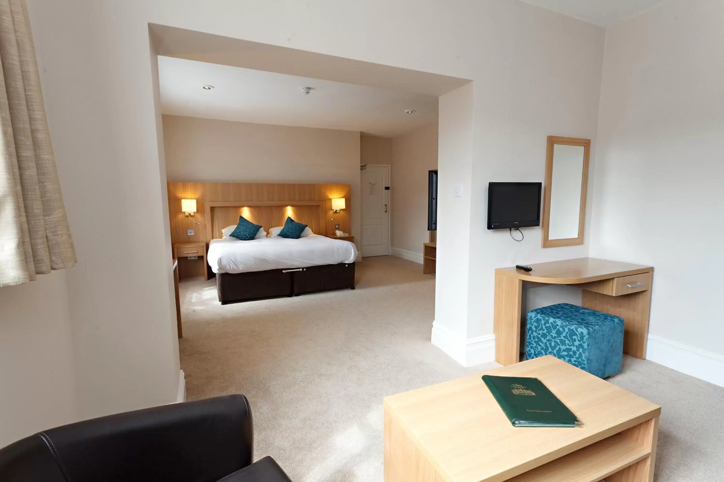 Photo of the whole room, Bed in Links Country Park Hotel