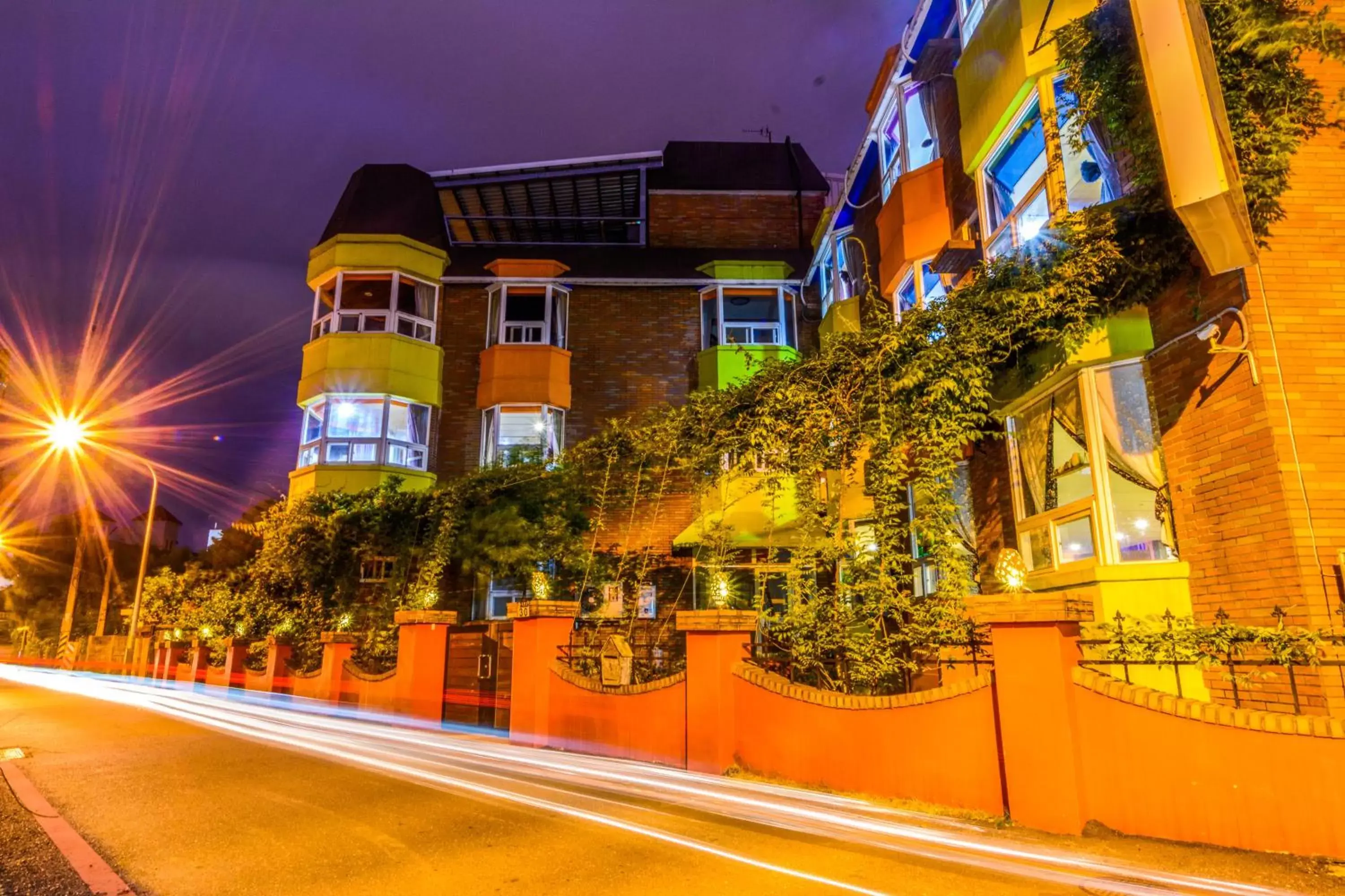 Property building in Owl Castle Property building in Owl Castle