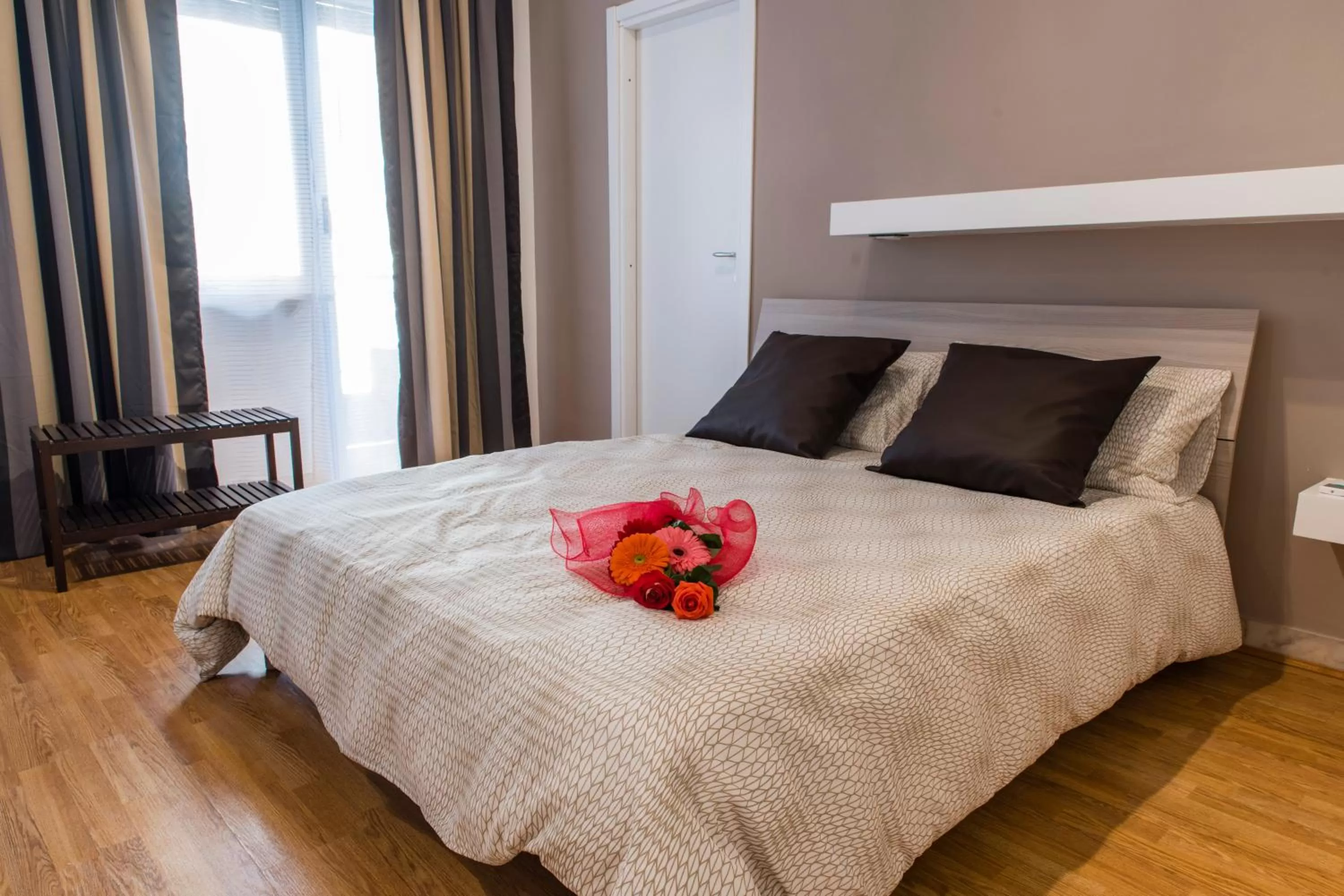 Bed in Mirabilia Urbis Roma