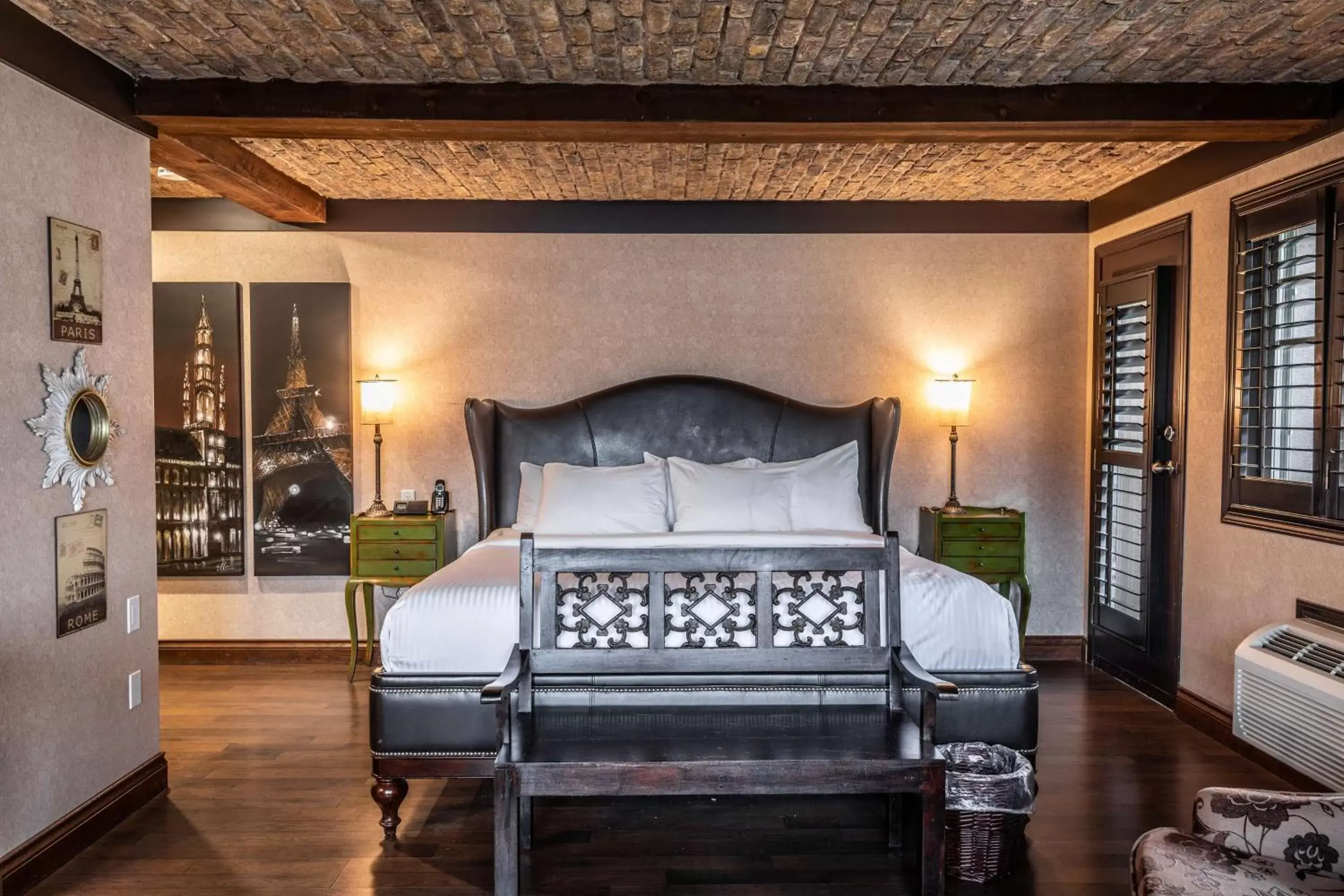 Photo of the whole room, Bed in Prestige Lakeside Resort, WorldHotels Elite