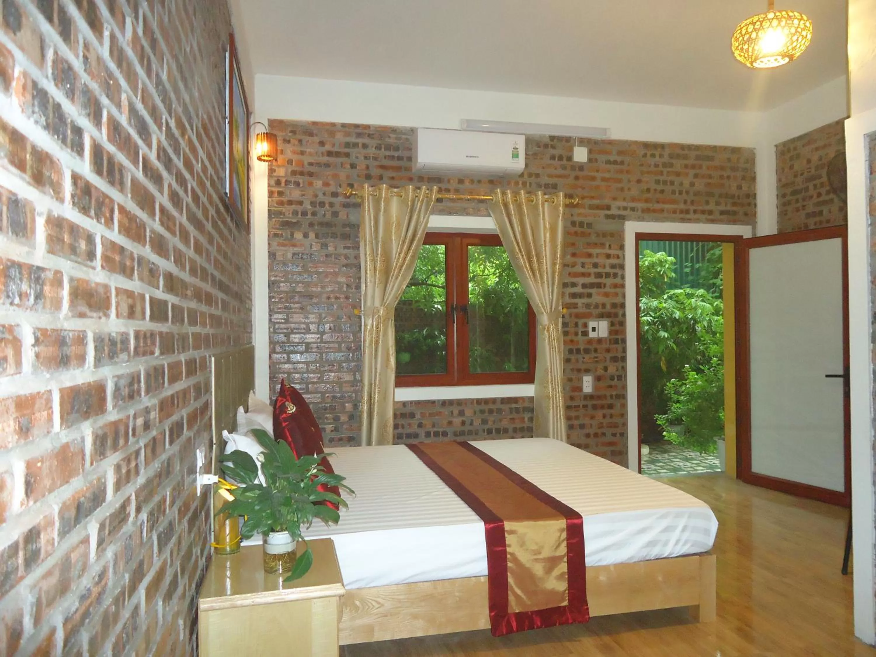 Bedroom, Bed in Green Space Homestay