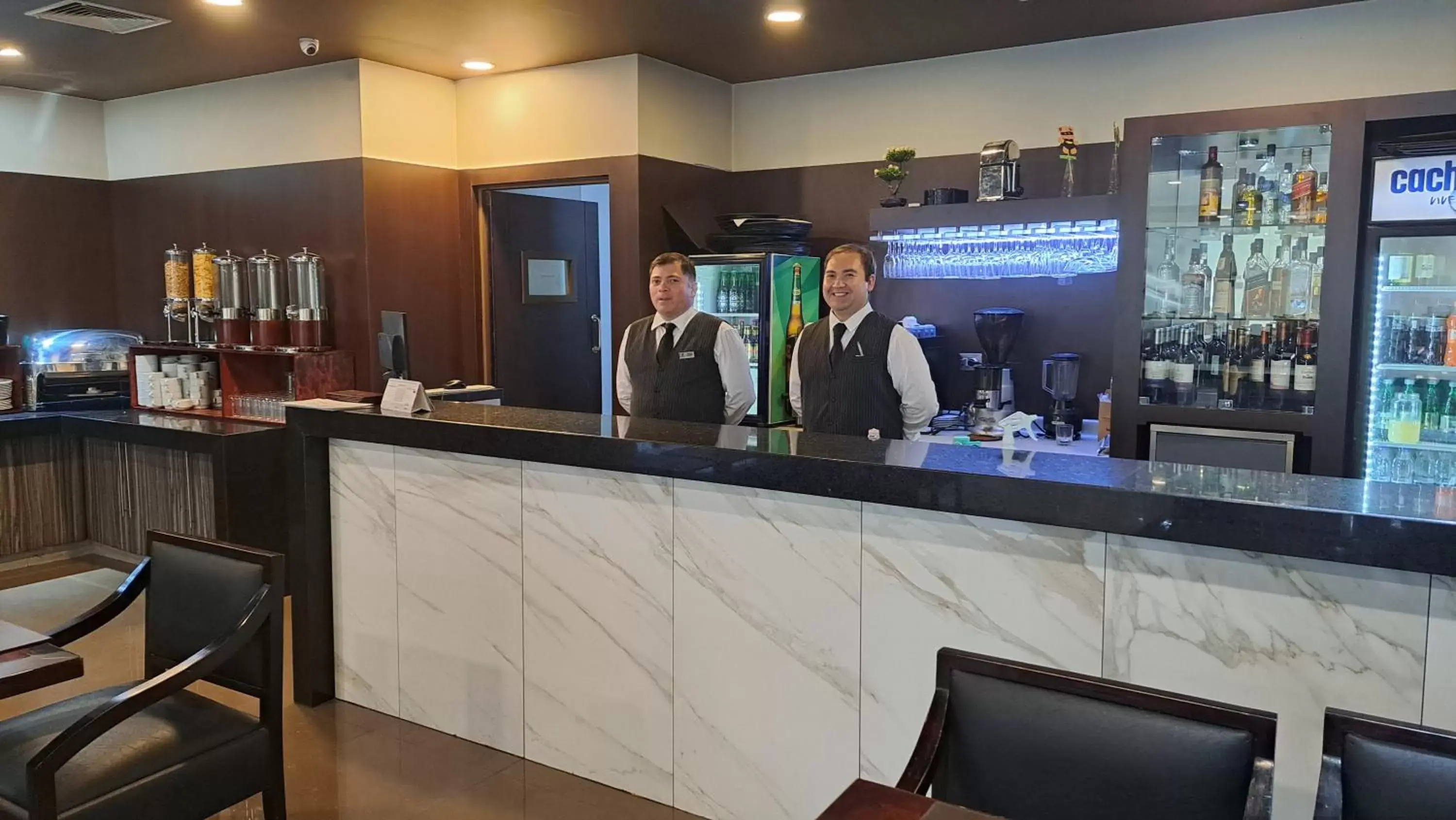 Lounge or bar in Hotel Diego de Almagro Curicó Lounge or bar in Hotel Diego de Almagro Curicó