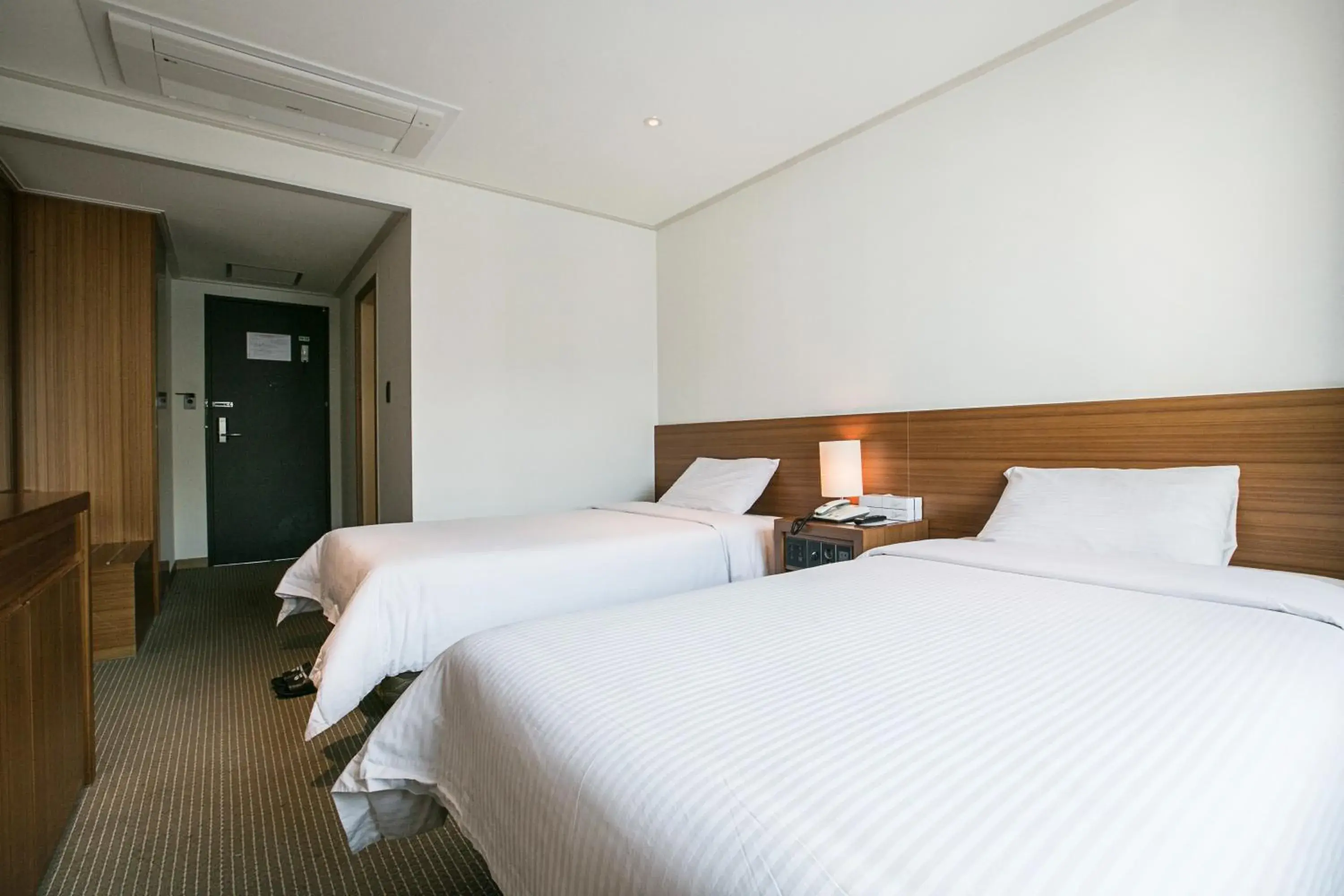 Bedroom, Bed in Busan Tourist Hotel Bedroom, Bed in Busan Tourist Hotel