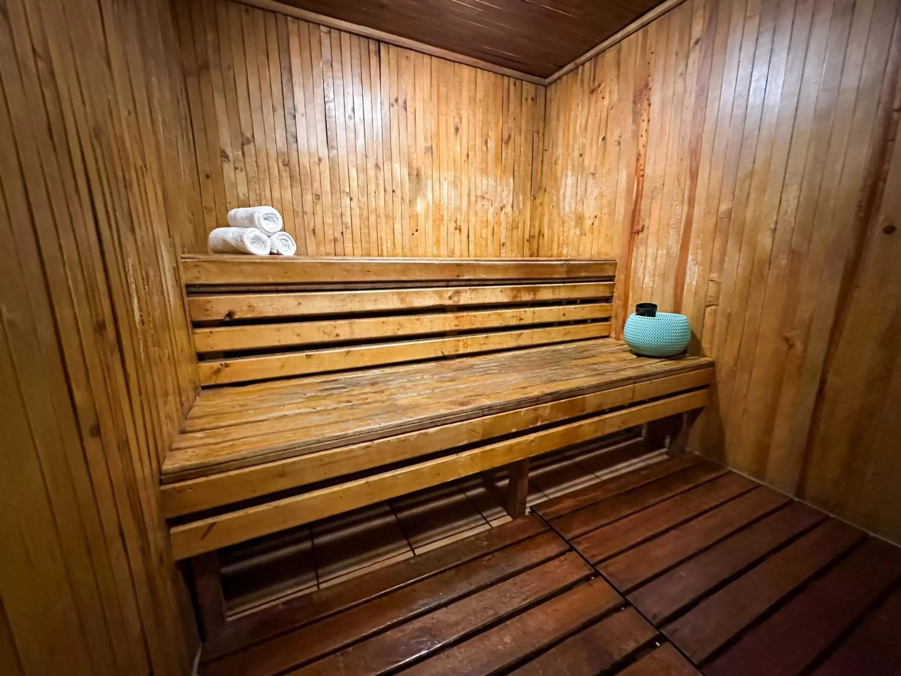 Sauna in La Quinta by Wyndham Quito