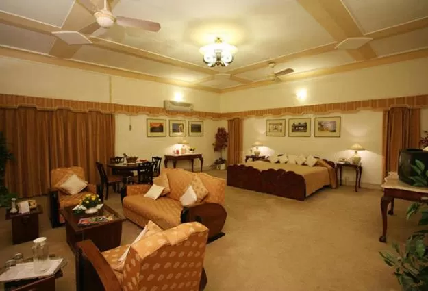 Karni Bhawan Palace - Heritageby HRH Group of Hotels