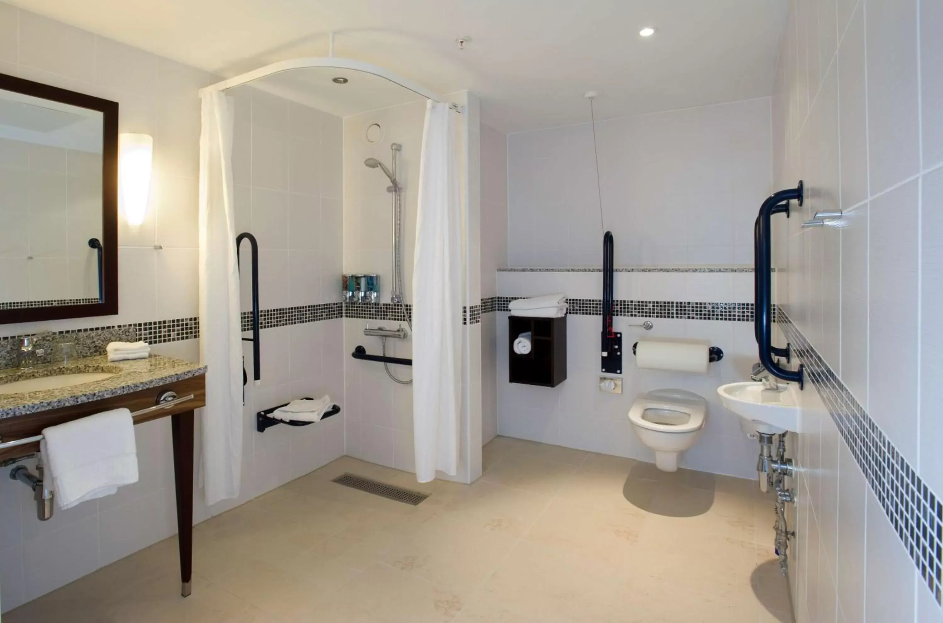 Bathroom in Hampton By Hilton Liverpool City Centre