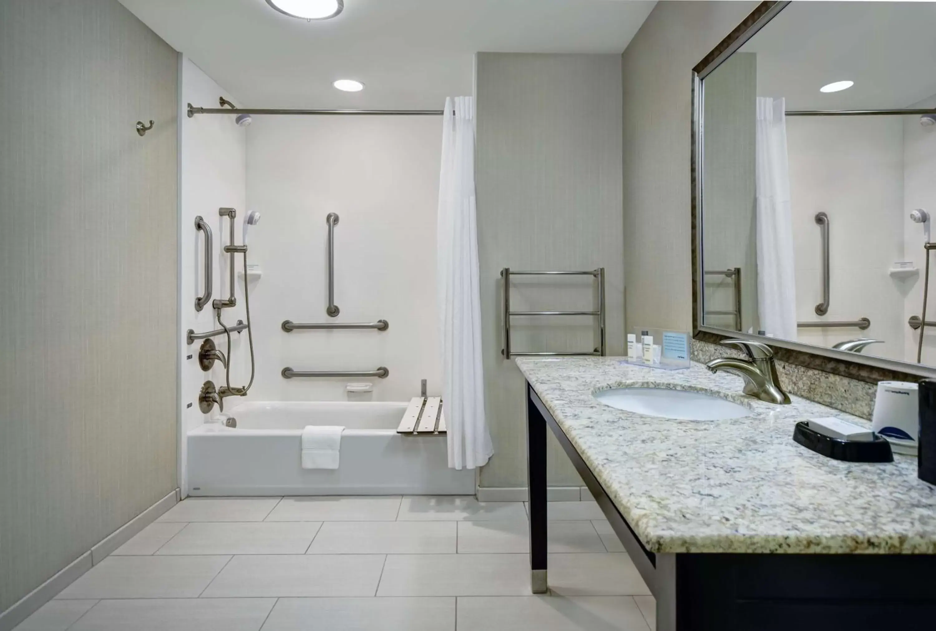 Bathroom in Hampton Inn and Suites Robbinsville
