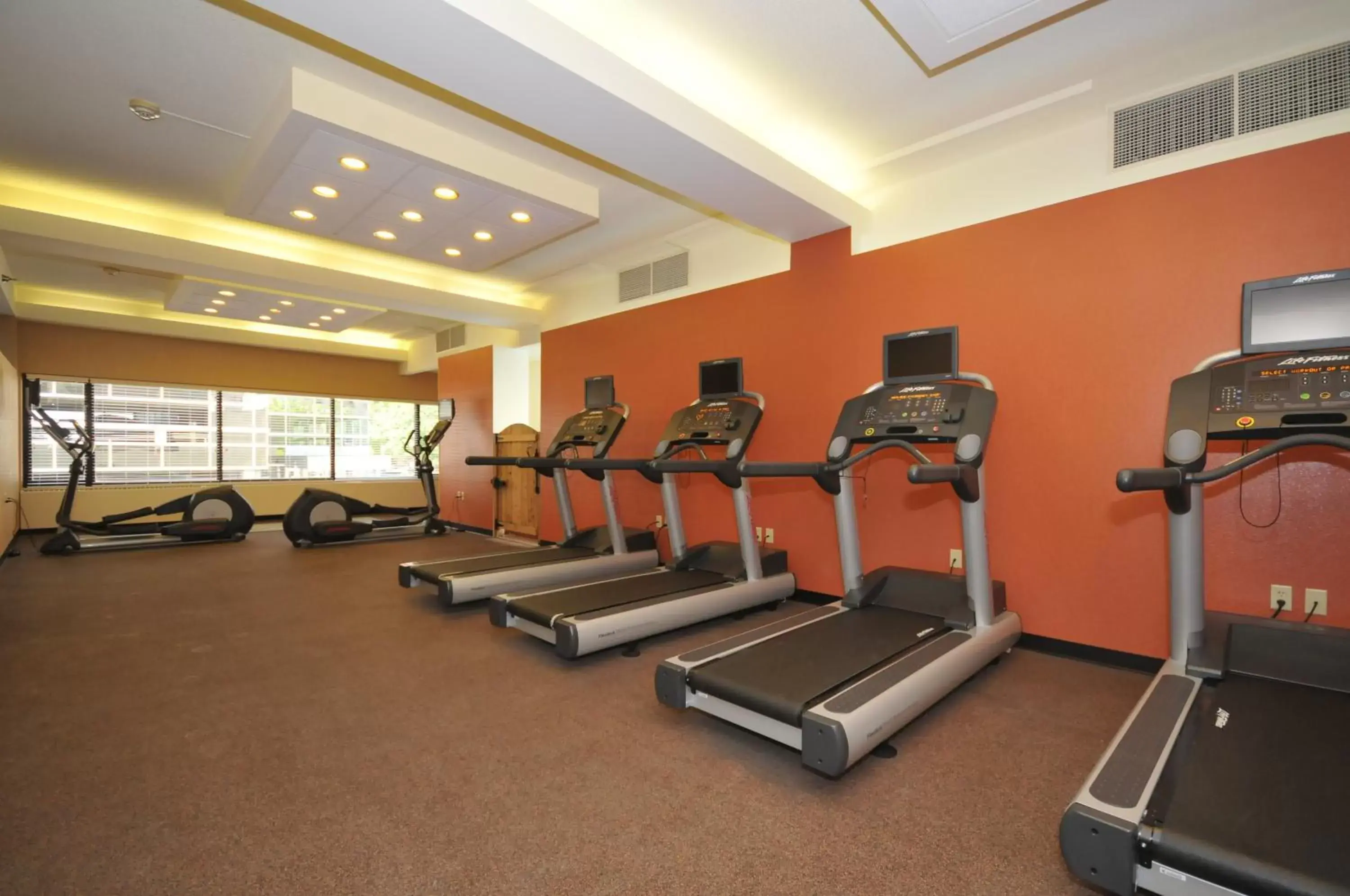 Fitness centre/facilities, Fitness Center/Facilities in Kahler Inn and Suites