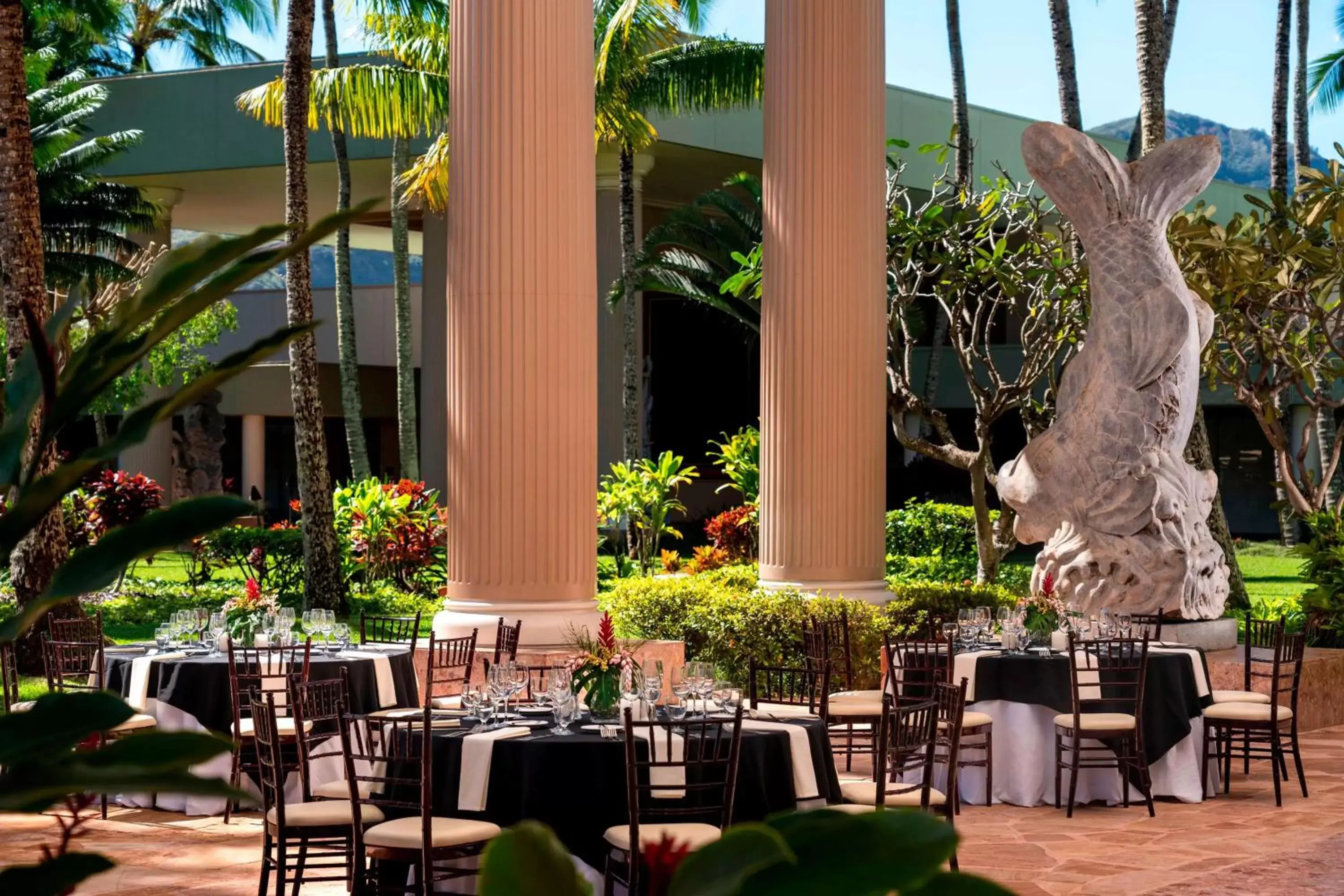 Patio, Restaurant/Places to Eat in The Royal Sonesta Kauai Resort Lihue