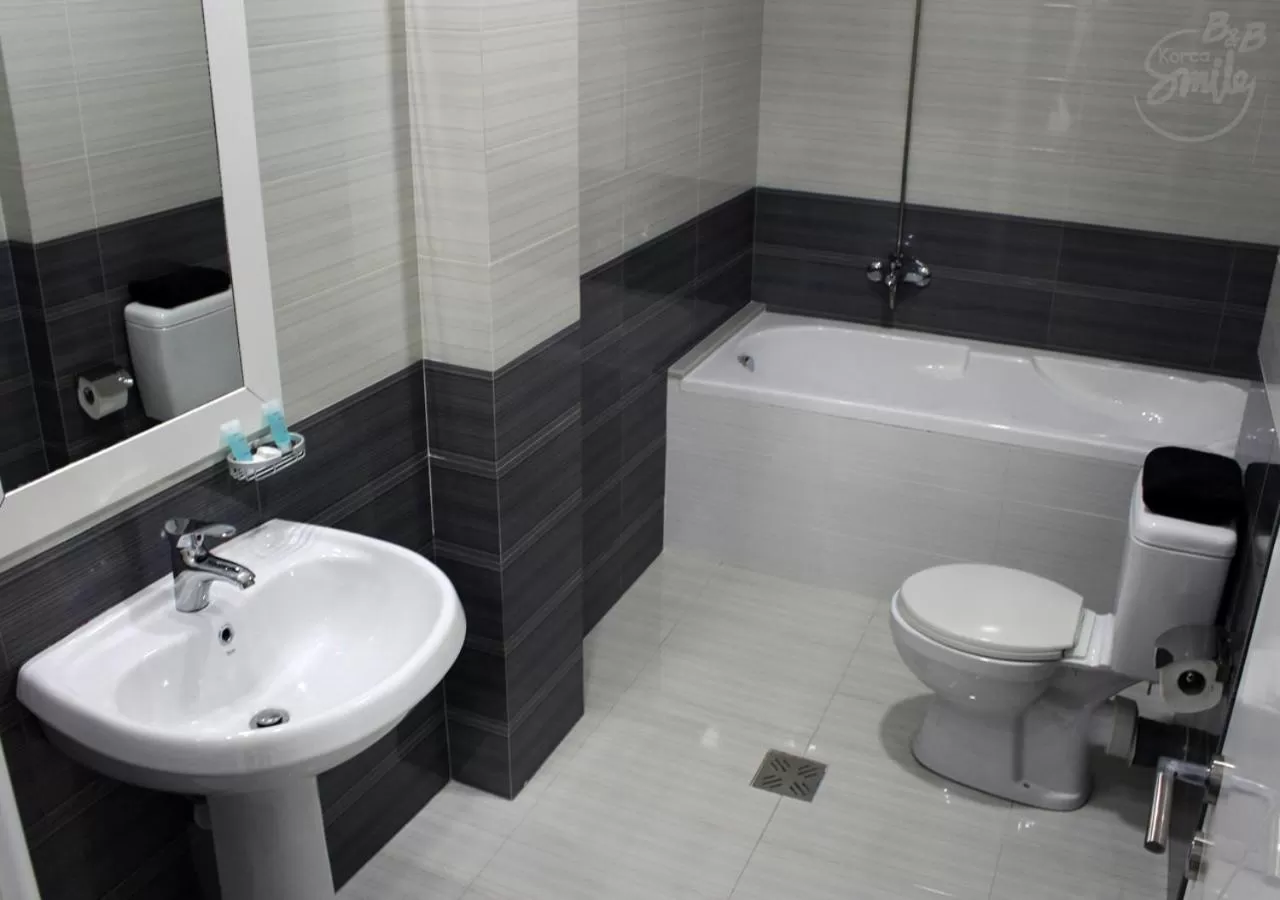 Bathroom in KorcaSmileHotel