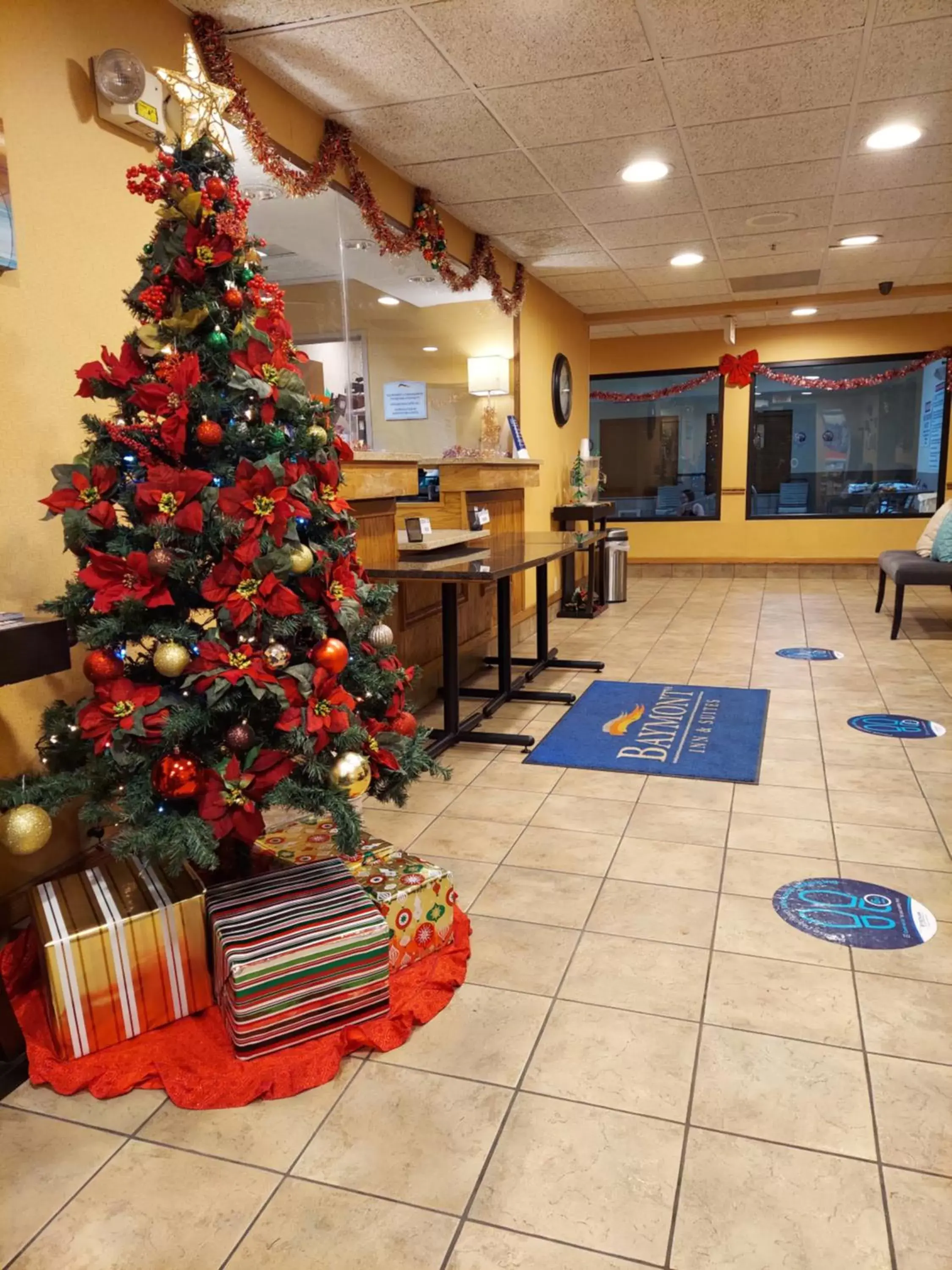 Lobby or reception in Baymont by Wyndham Portage Lobby or reception in Baymont by Wyndham Portage