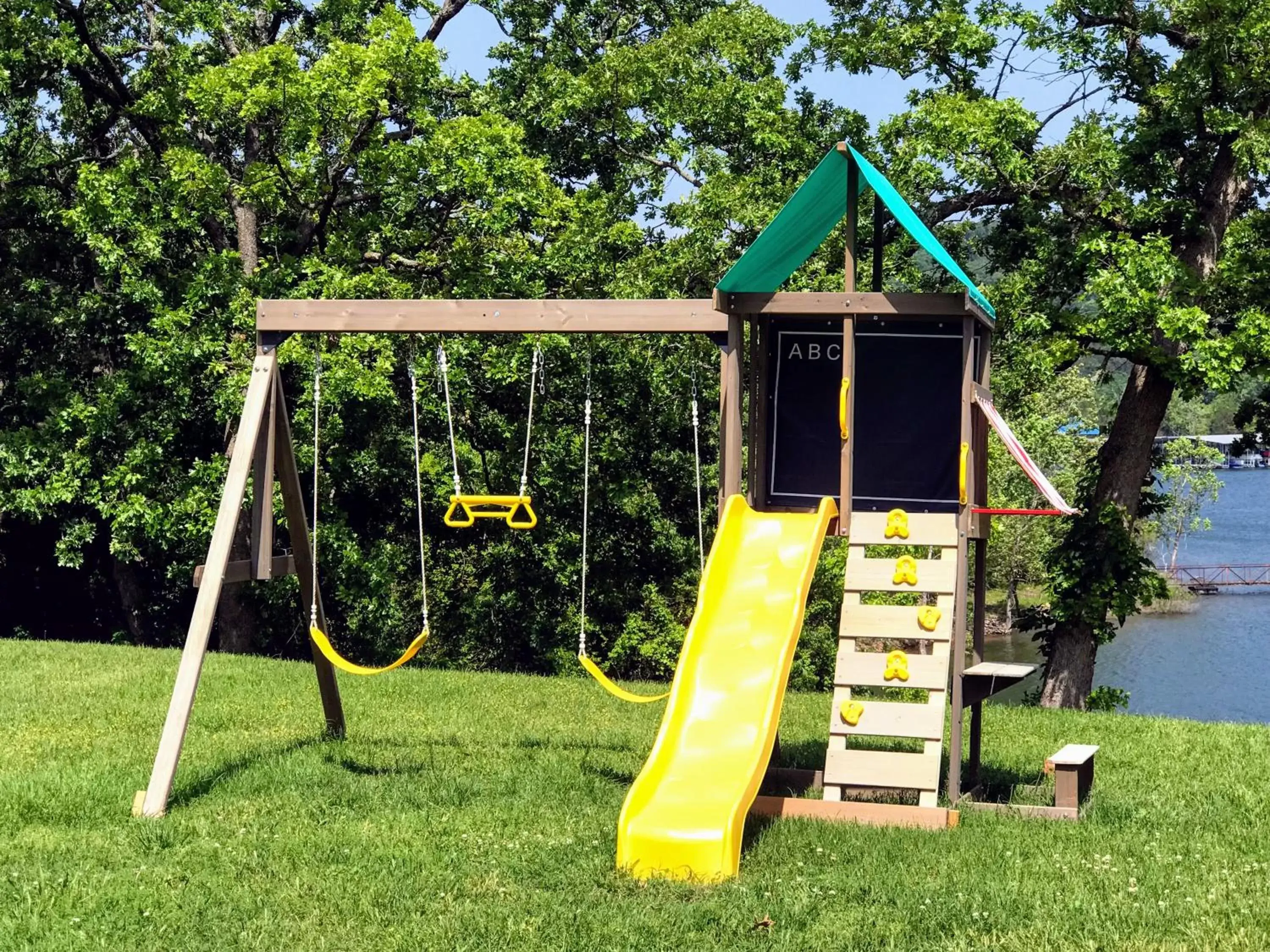 Children play ground, Children's Play Area in Mill Creek Resort on Table Rock Lake