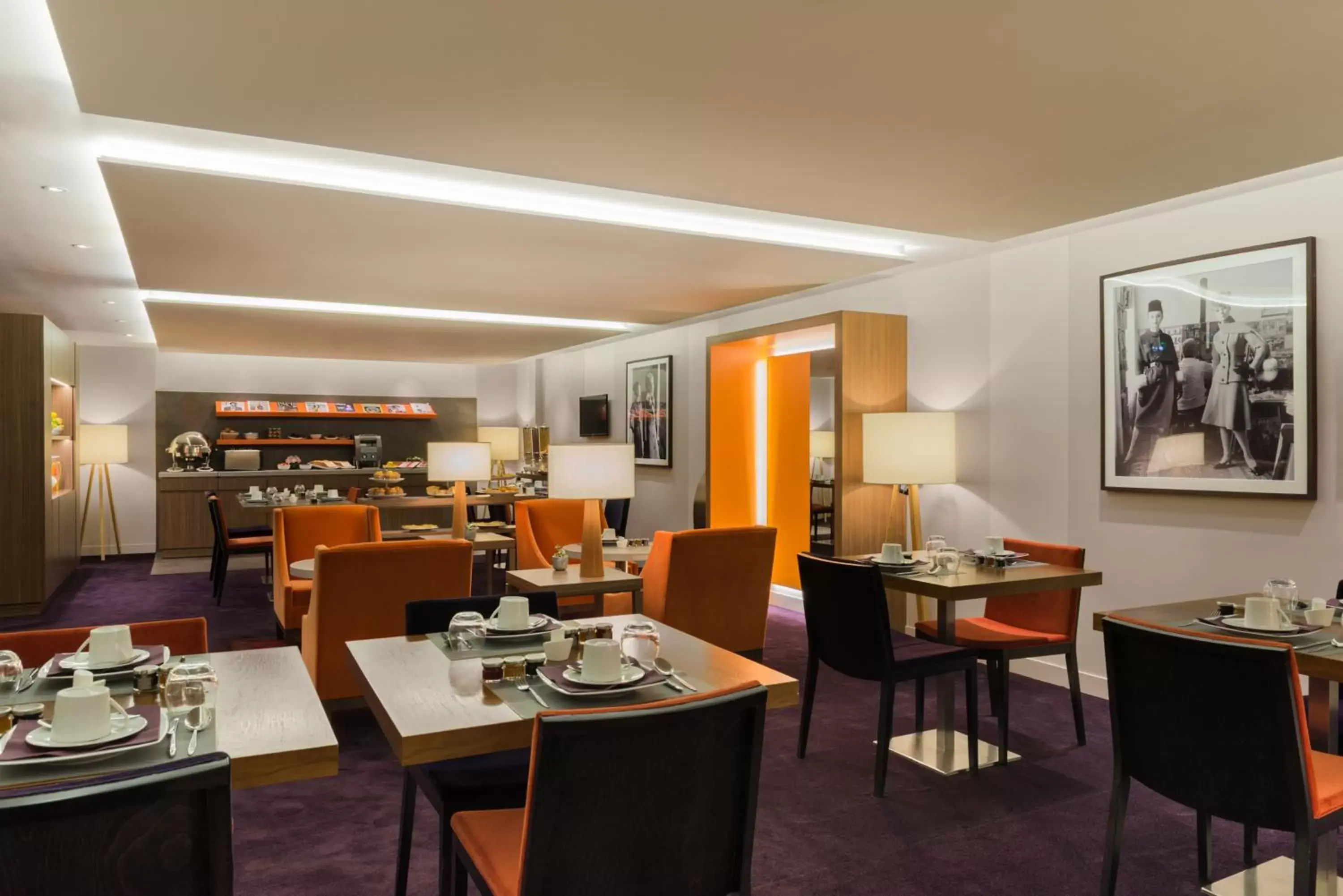 Restaurant/Places to Eat in Hôtel le Derby Alma by Inwood Hotels