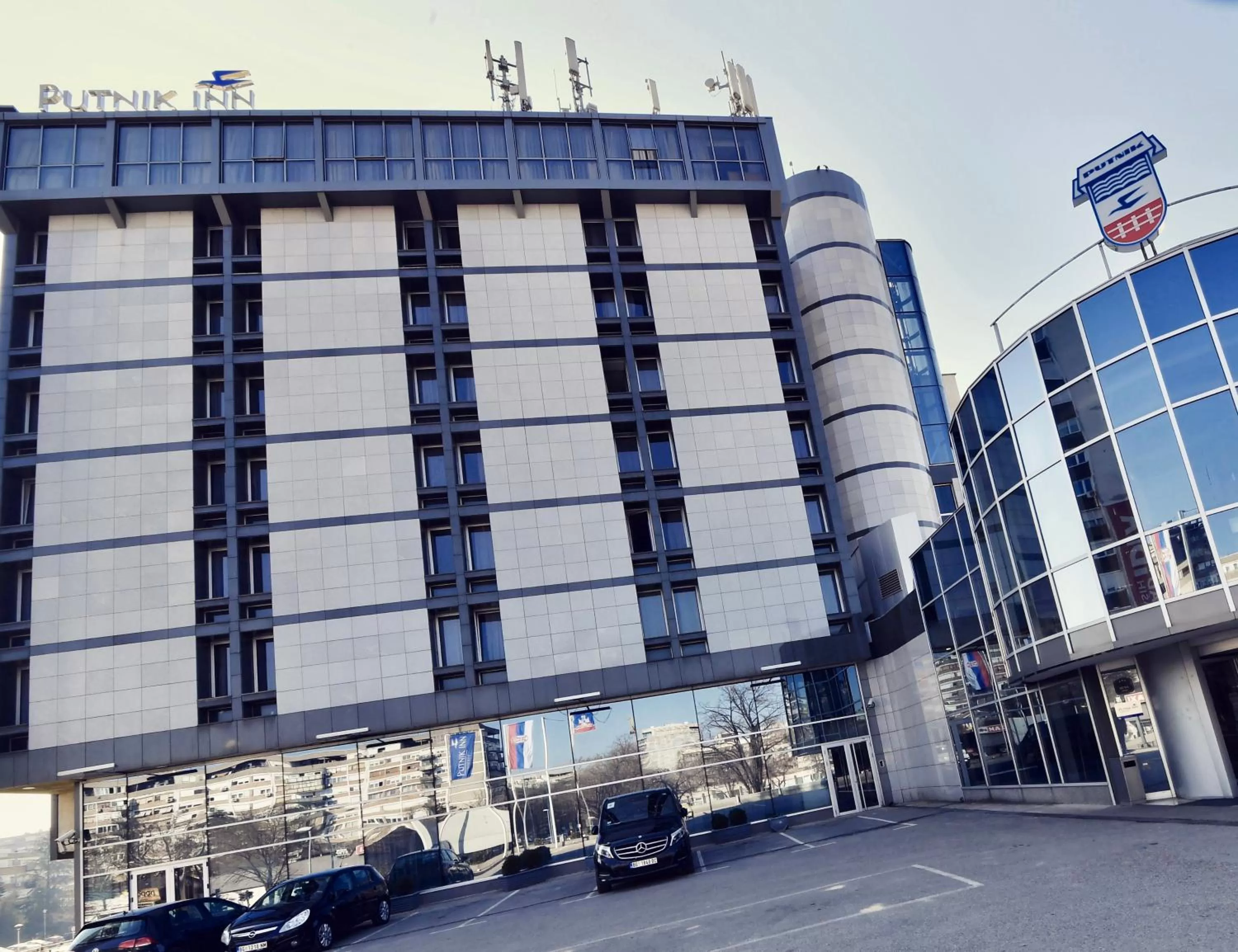 Property building in Putnik Inn Belgrade