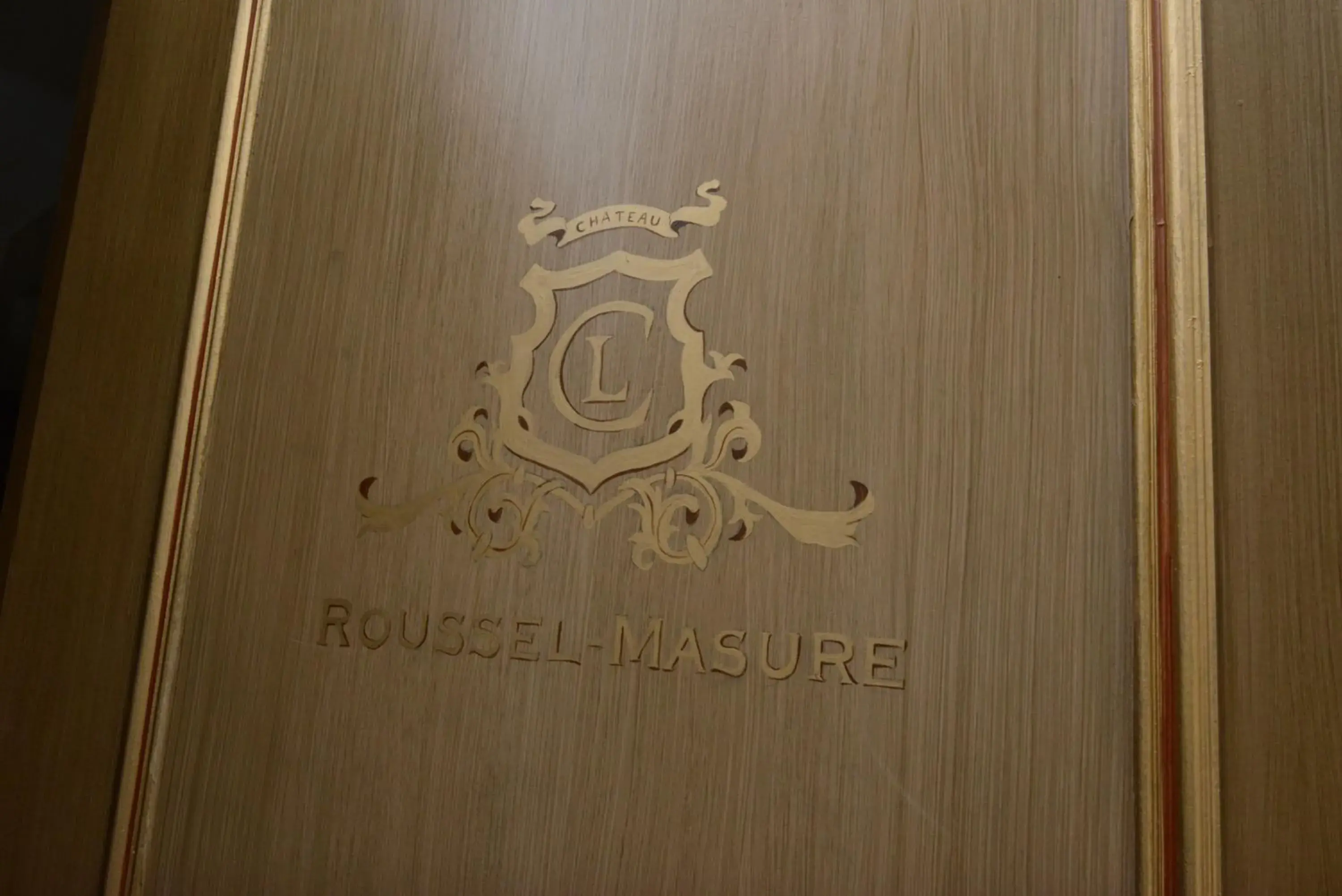 Property Logo/Sign in Château Le Cagnard