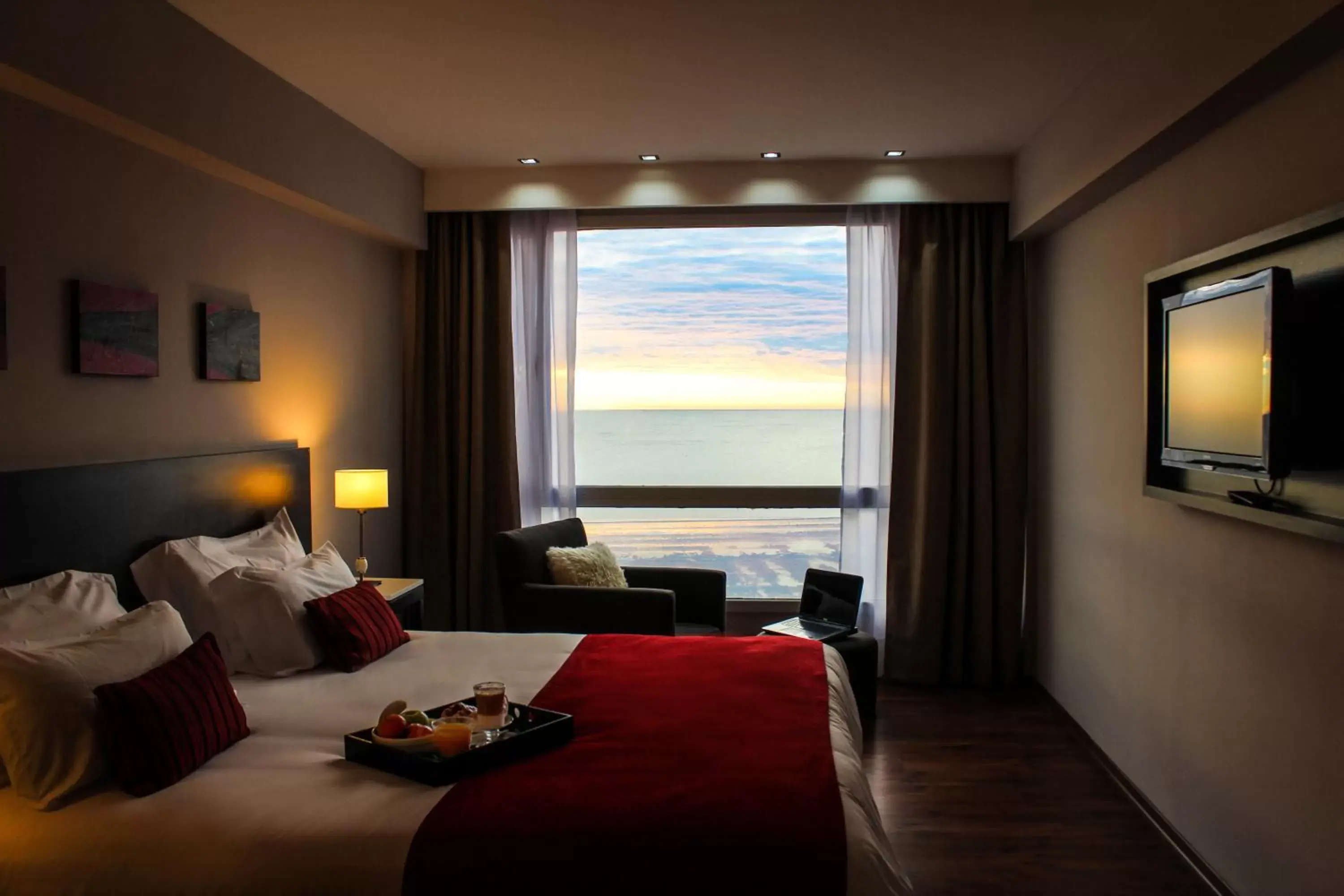 View (from property/room), Bed in Dazzler by Wyndham Puerto Madryn