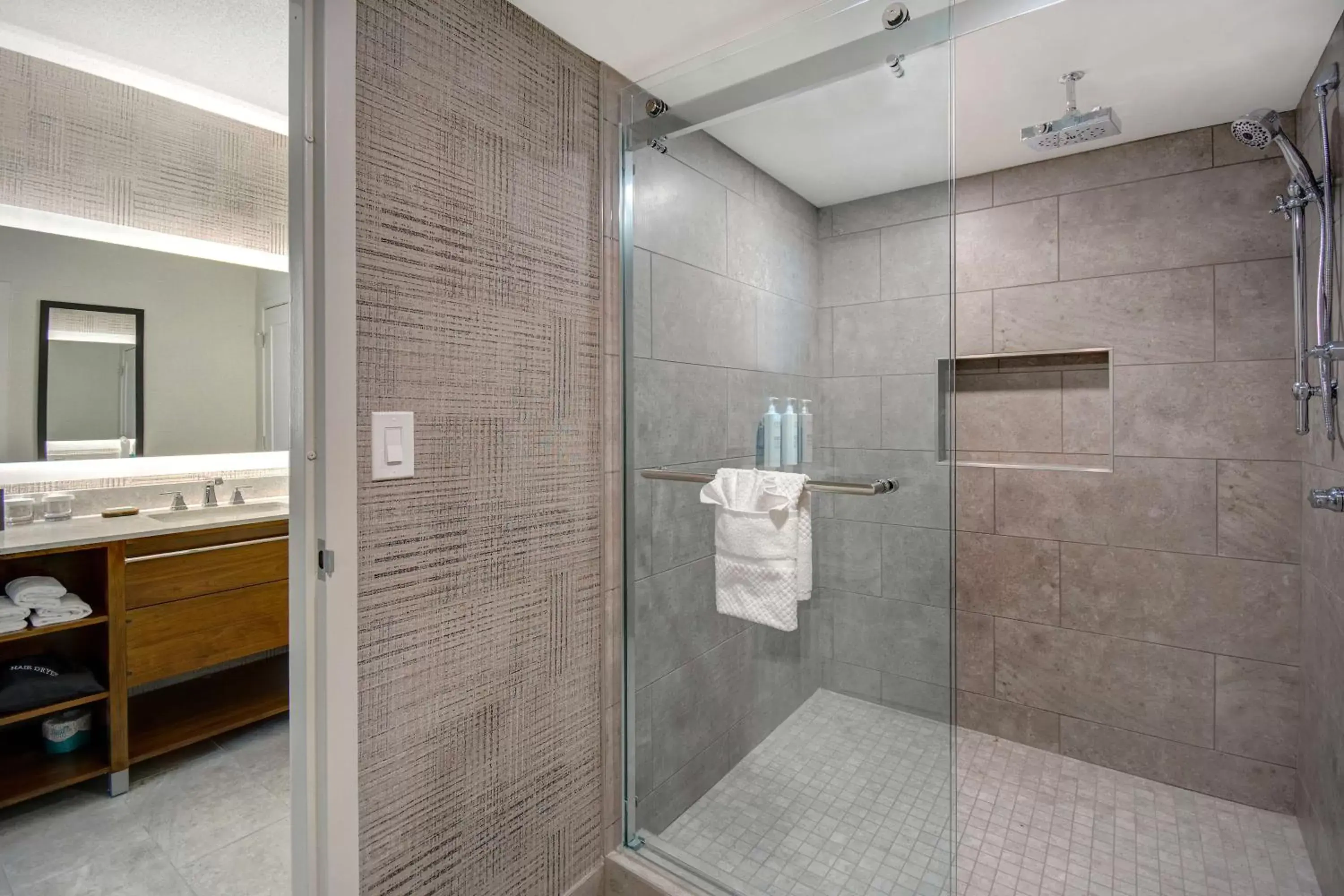 Bathroom in Embassy Suites by Hilton Detroit Metro Airport