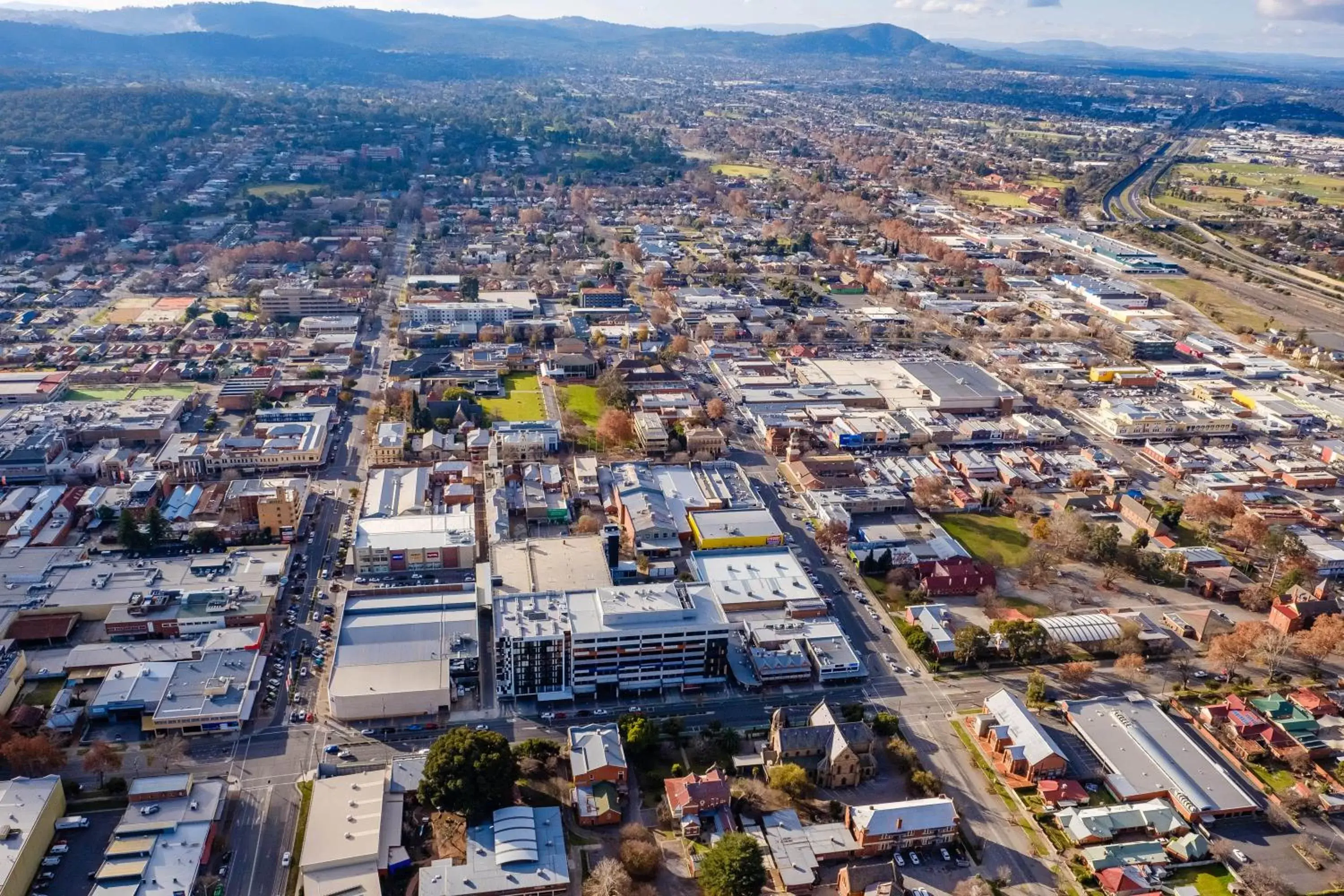 Bird's eye view, Bird's-eye View in Mantra Albury