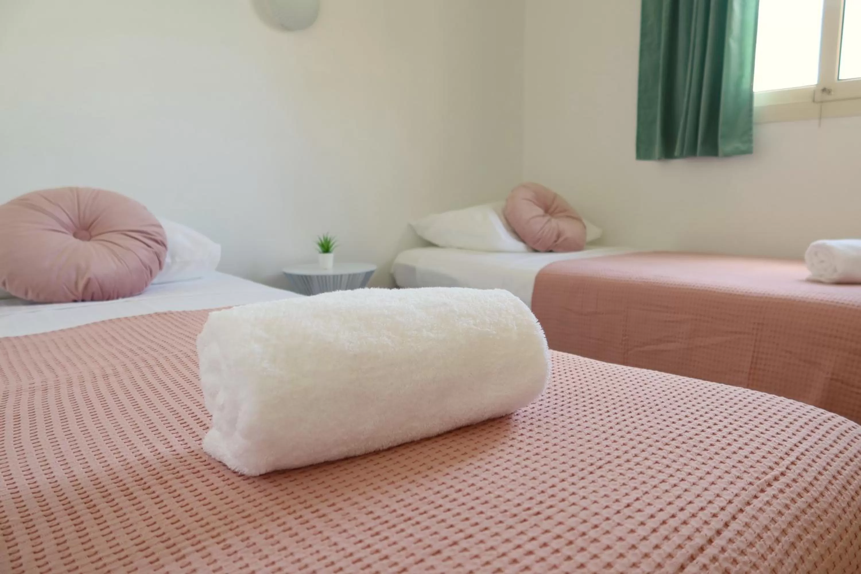 Bed in Montana Eco Resort Aruba