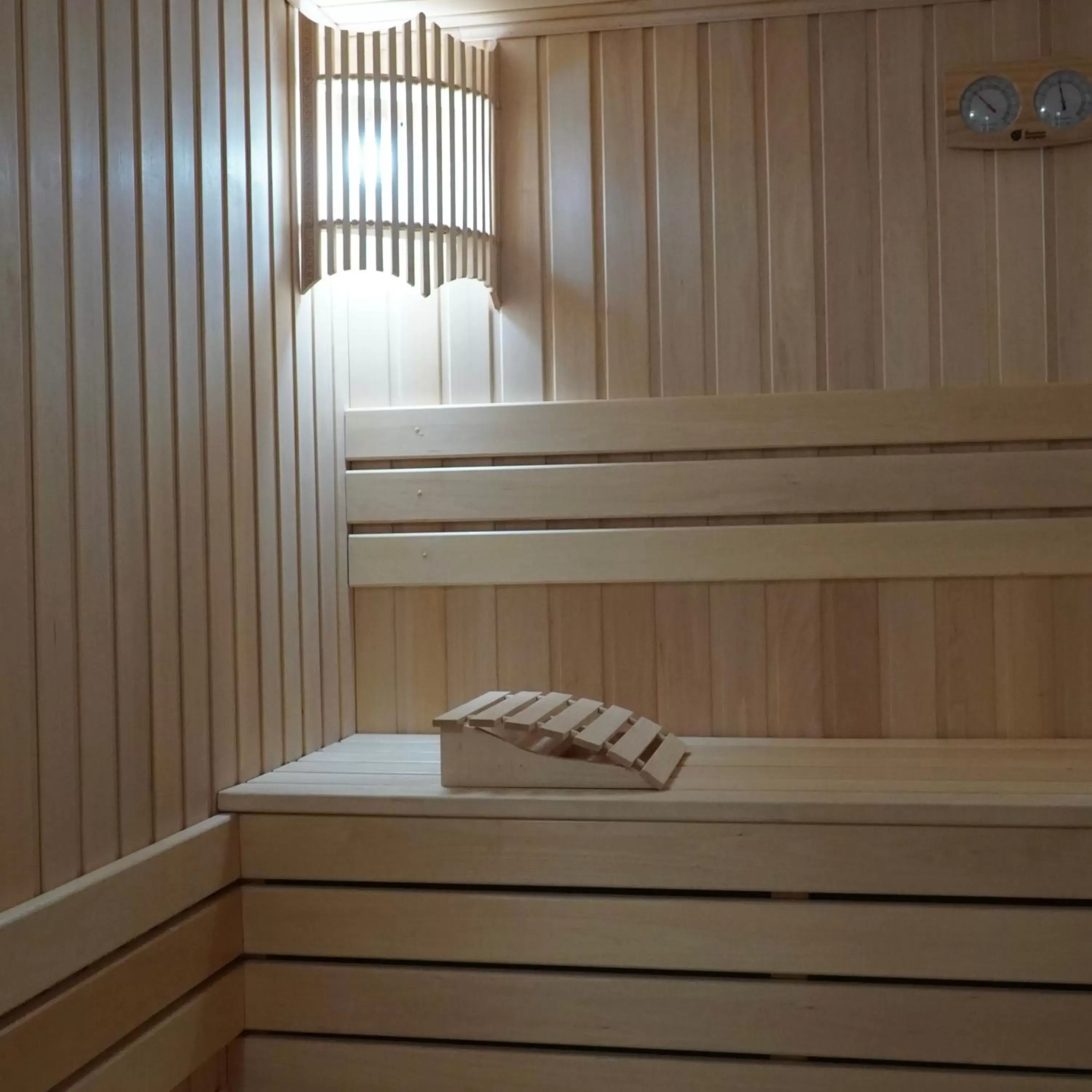 Sauna in Golden Dragon