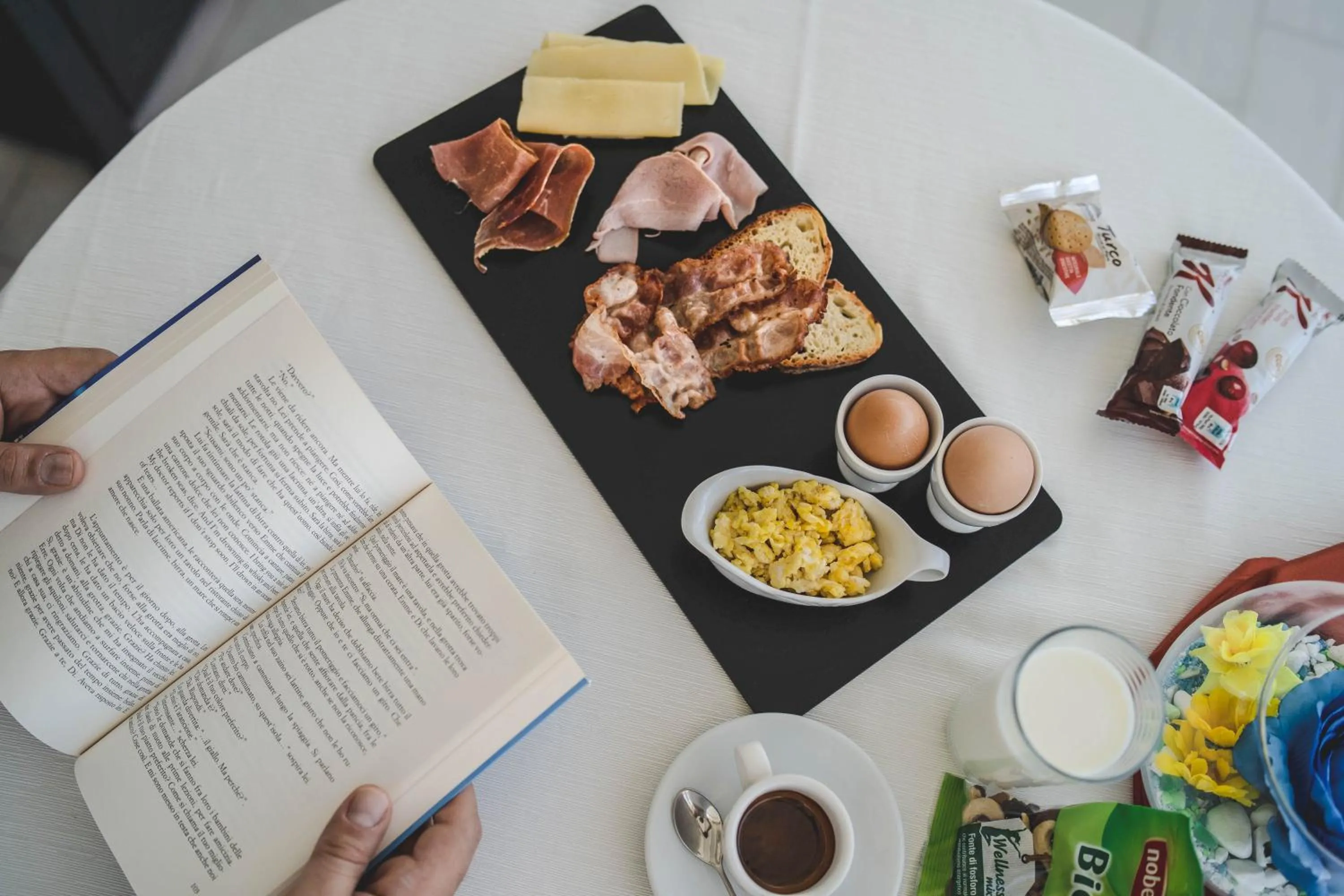 Breakfast in Hotel Niagara