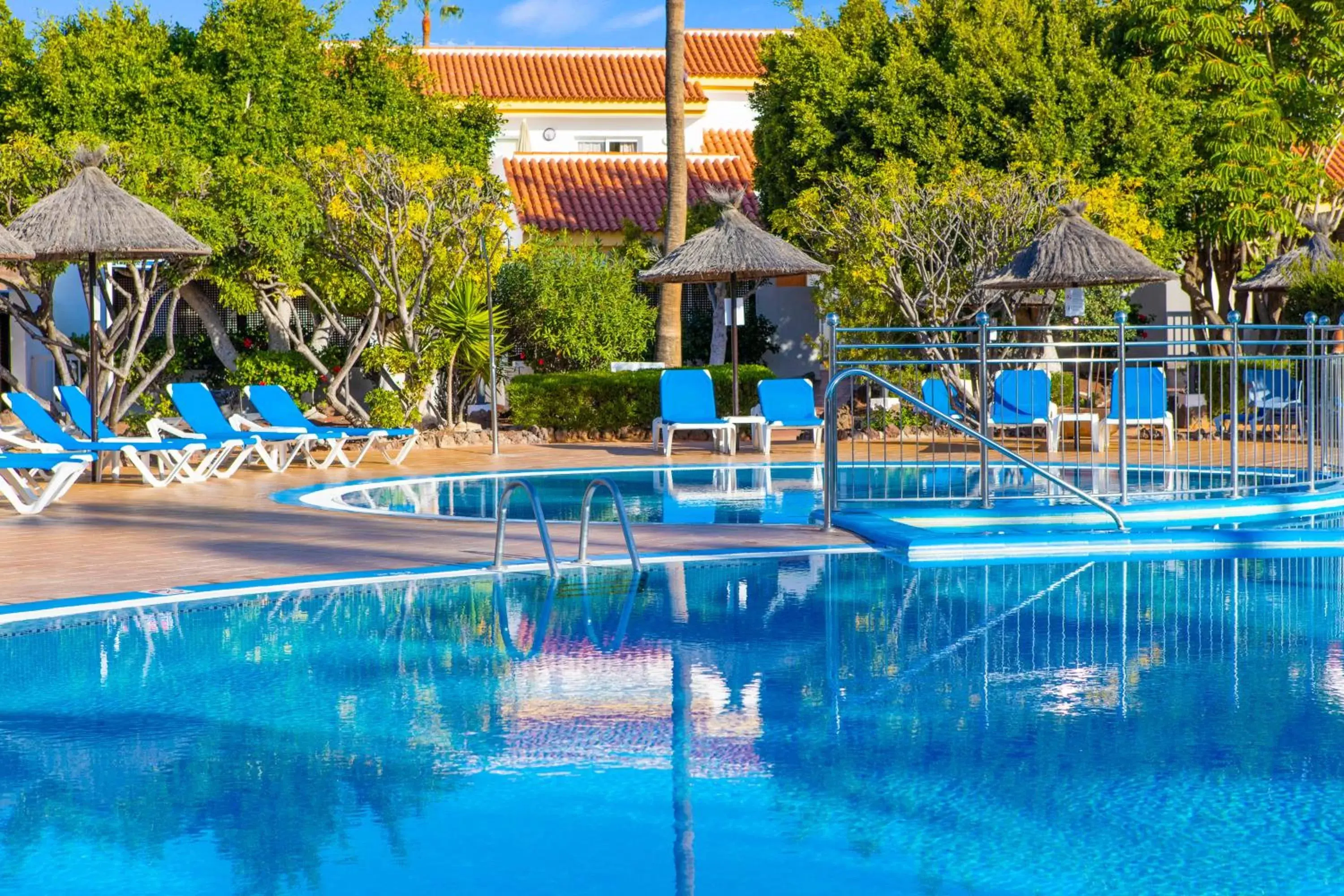 Swimming Pool in Wyndham Residences Golf del Sur