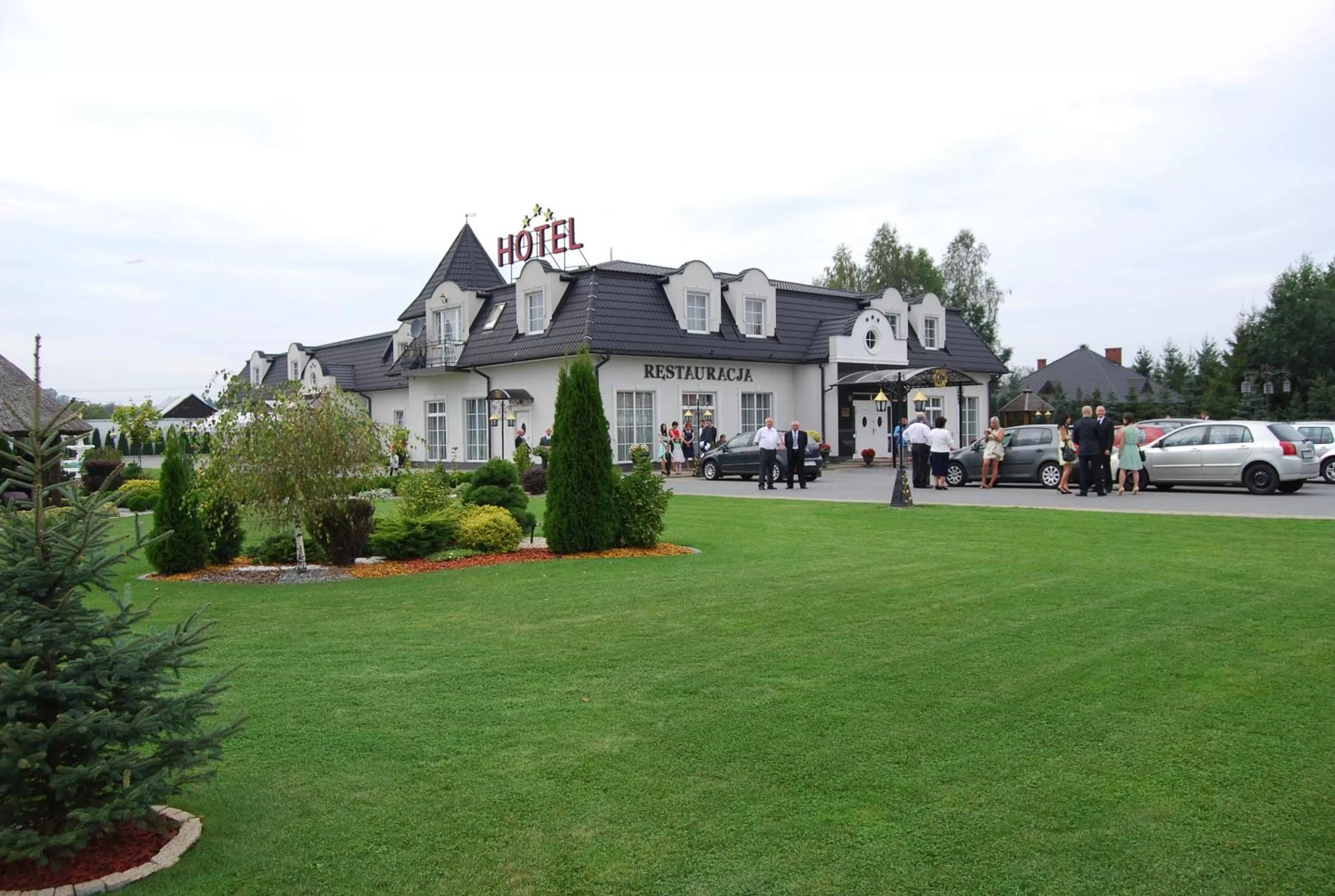 Garden, Property Building in Hotel Campari