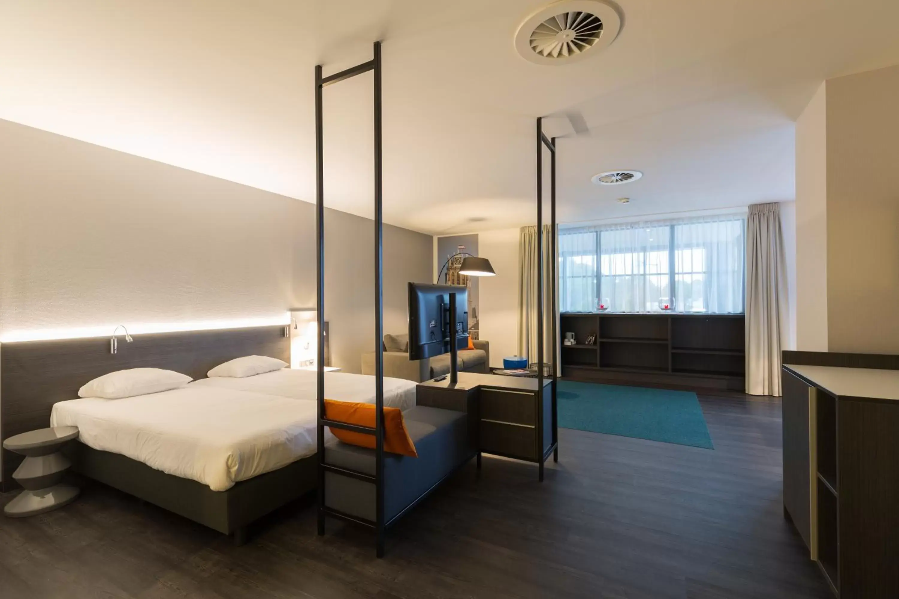 Bed in Postillion Hotel Dordrecht