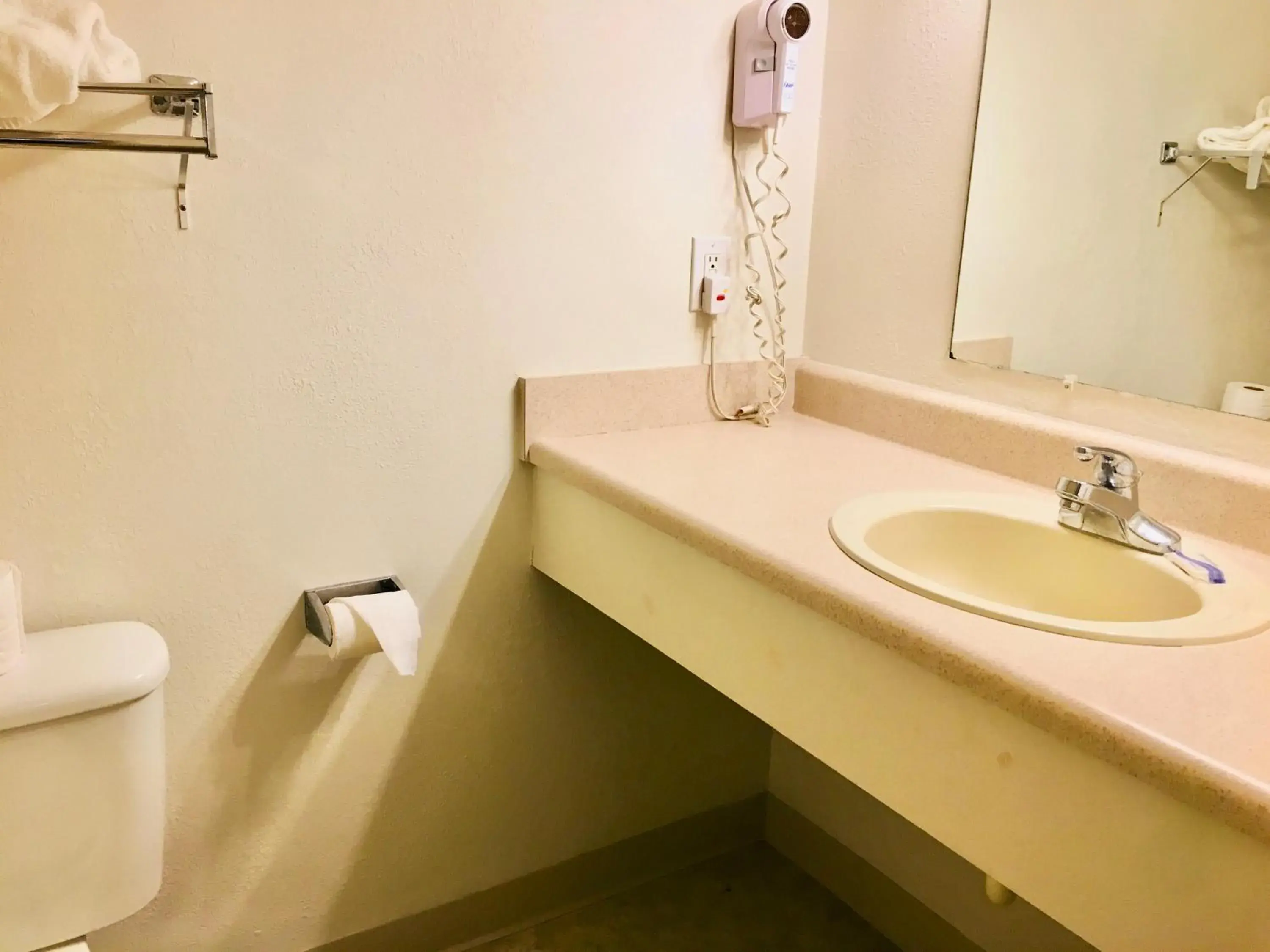 Bathroom in North Country American Inn