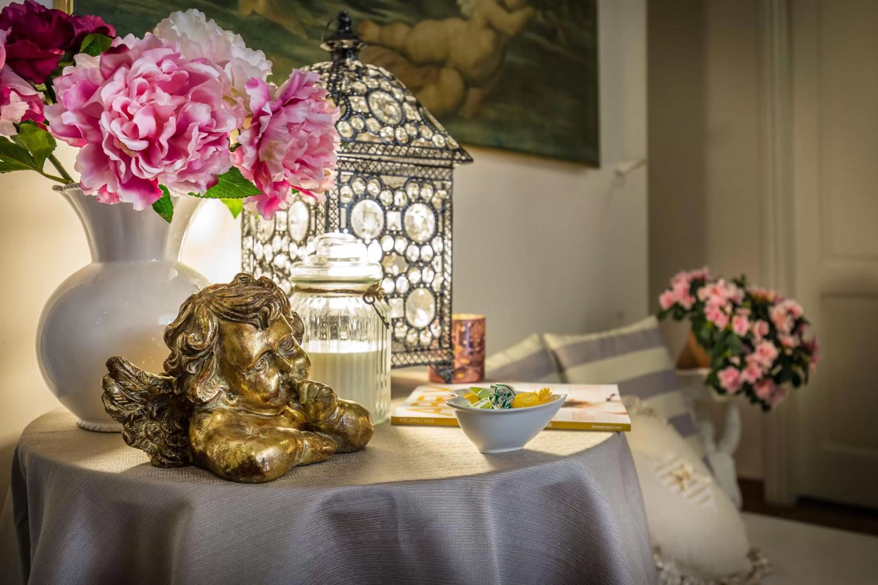 Decorative detail in Hotel Ferrucci