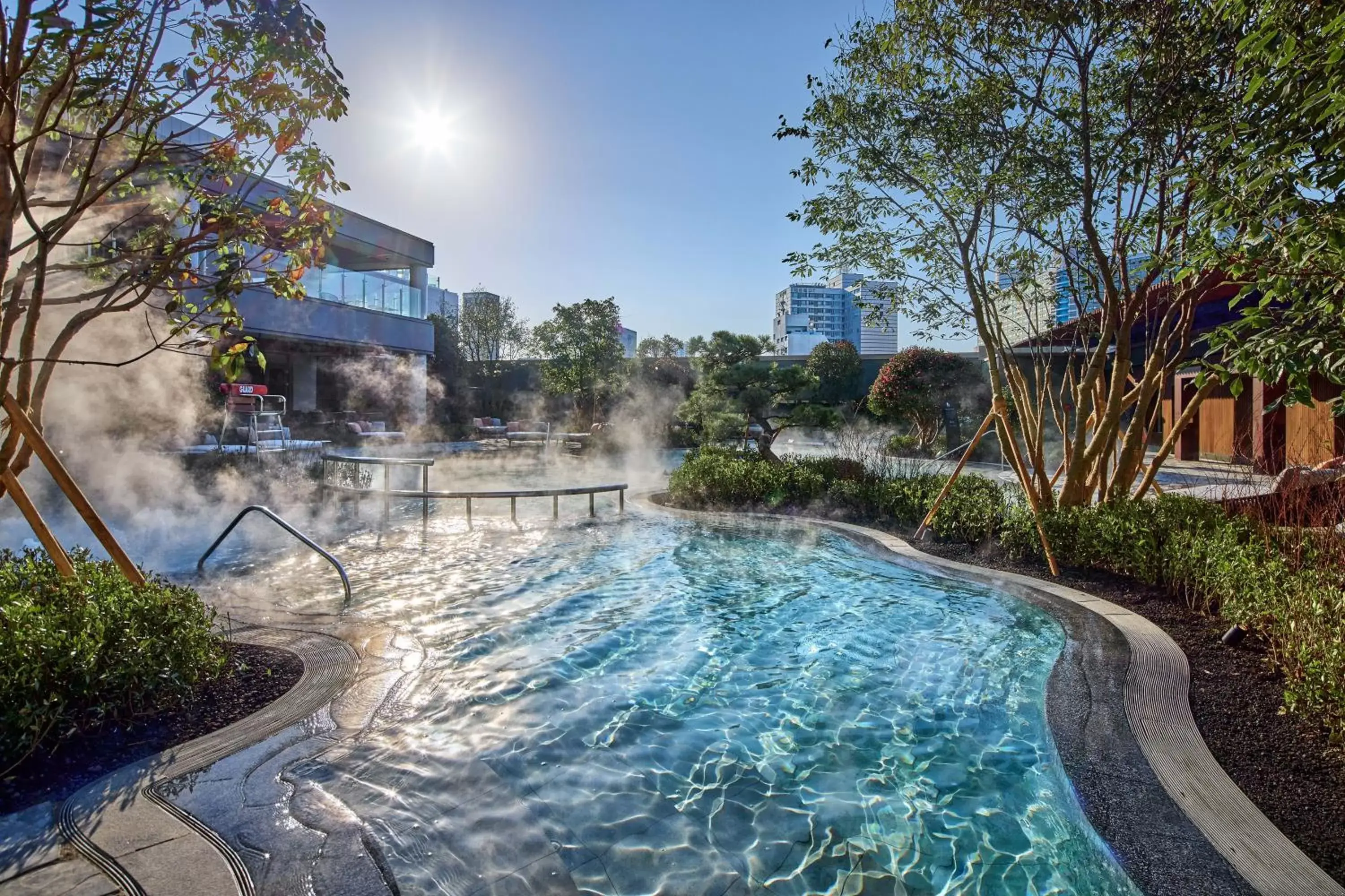 Swimming Pool in Lotte Hotel Busan