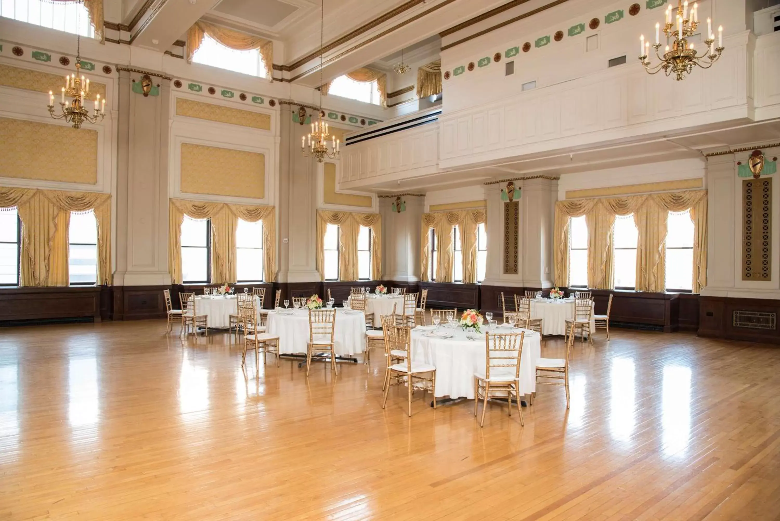 Meeting/conference room, Restaurant/Places to Eat in Hilton Garden Inn Louisville Downtown