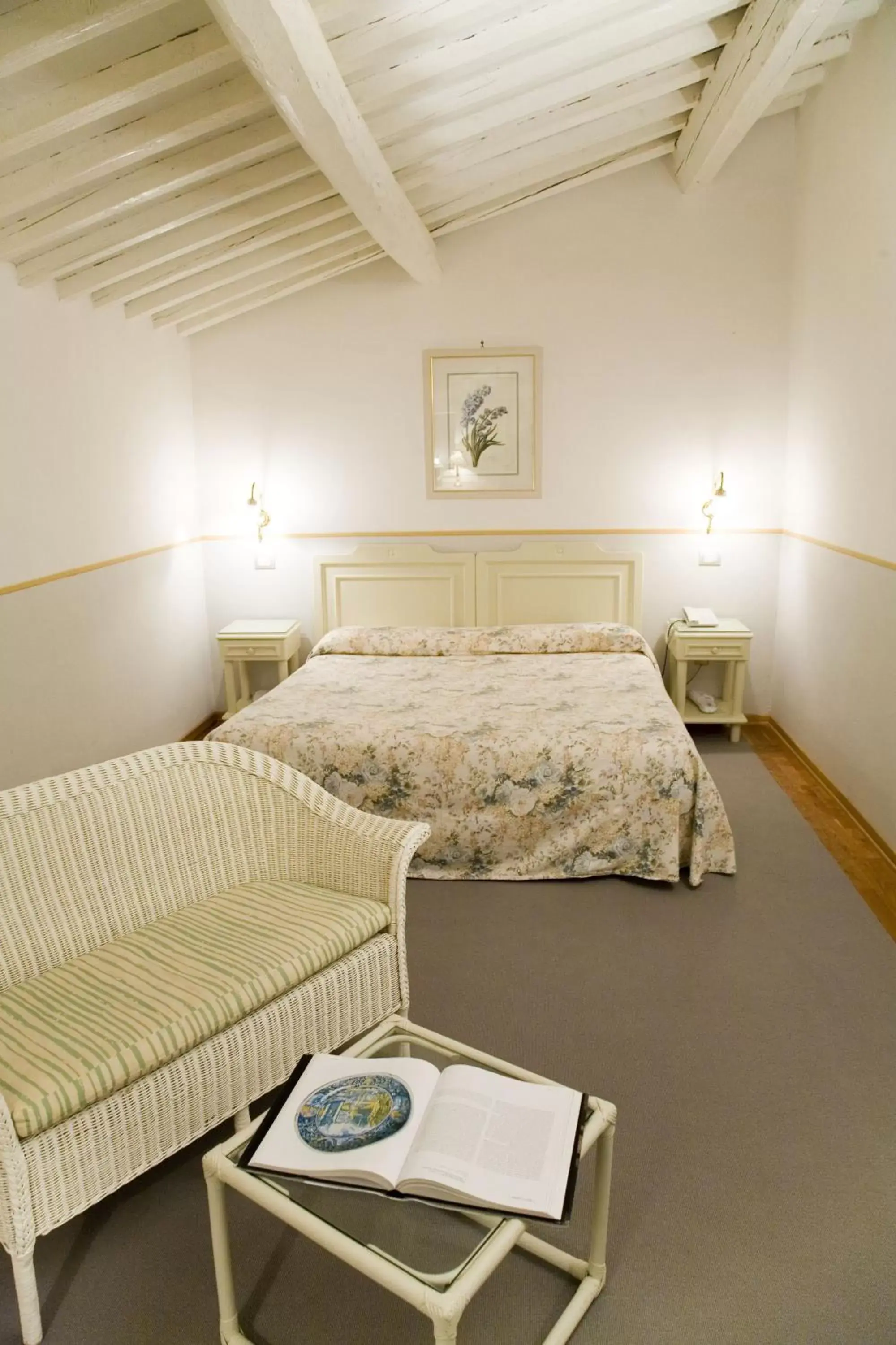 Bedroom, Bed in Villasanpaolo Resort & Spa