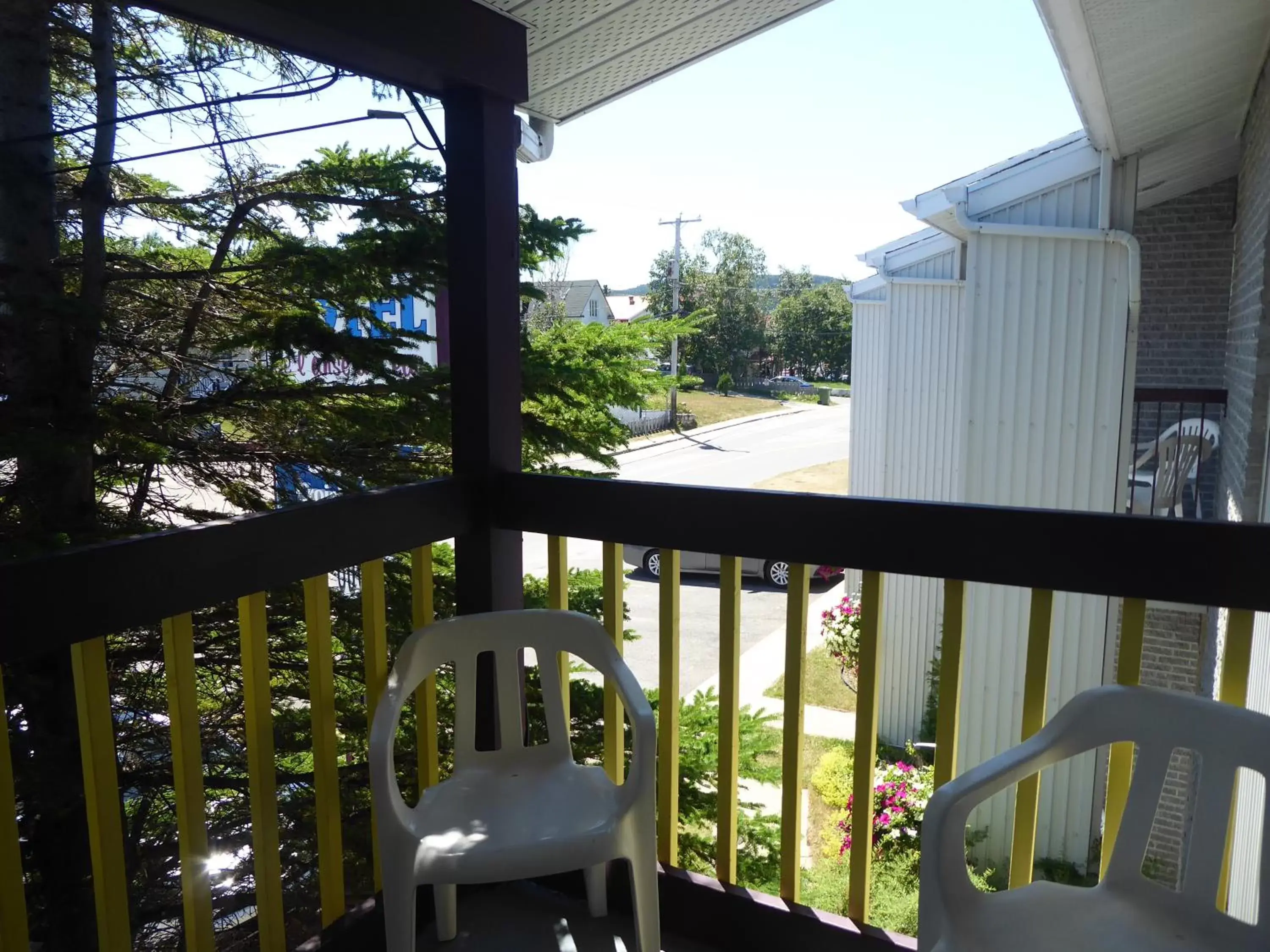 City view, Balcony/Terrace in Motel de l'Anse a l'Eau