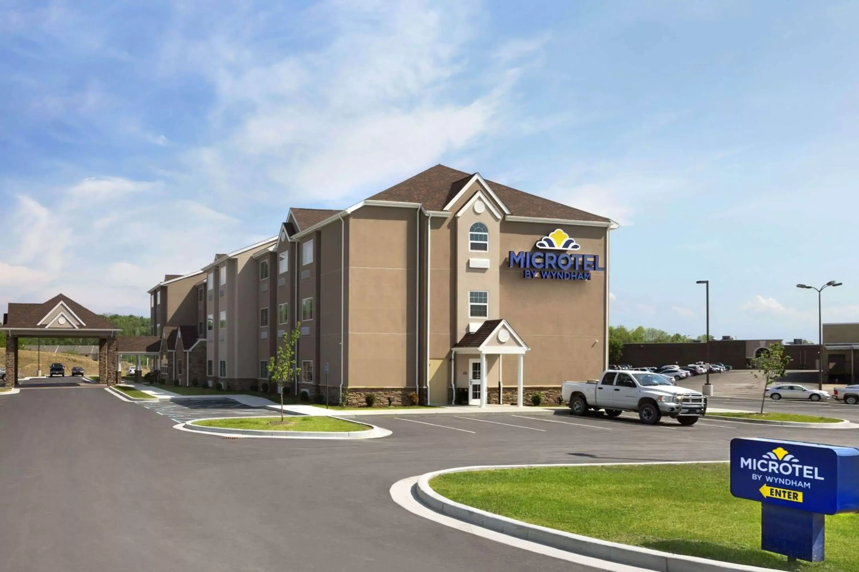 Property Building in Microtel Inn & Suites Fairmont