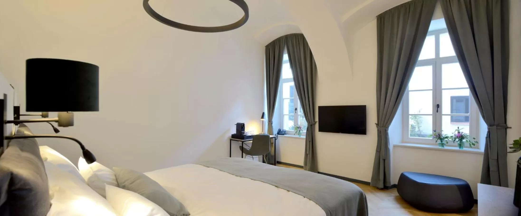 Bed in Hotel Maribor & Garden Rooms