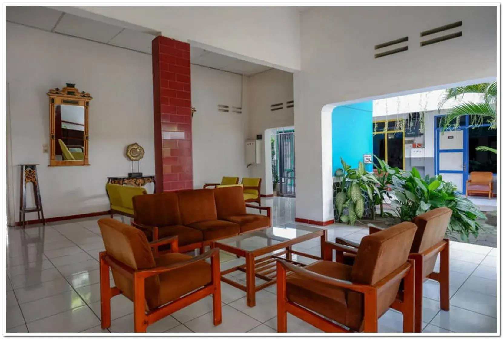 Area and facilities, Lobby/Reception in RedDoorz @ Prawirotaman