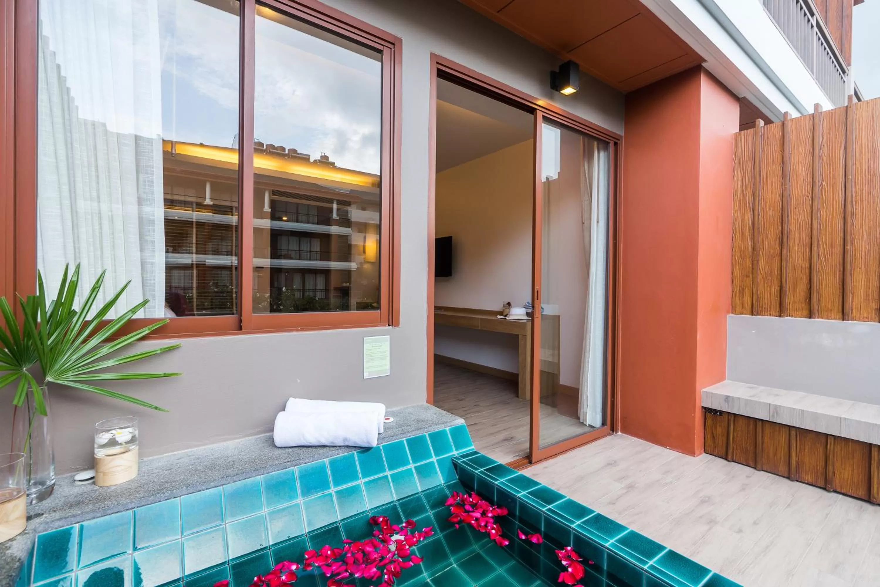 Hot Tub in Ayrest Hua Hin Hotel