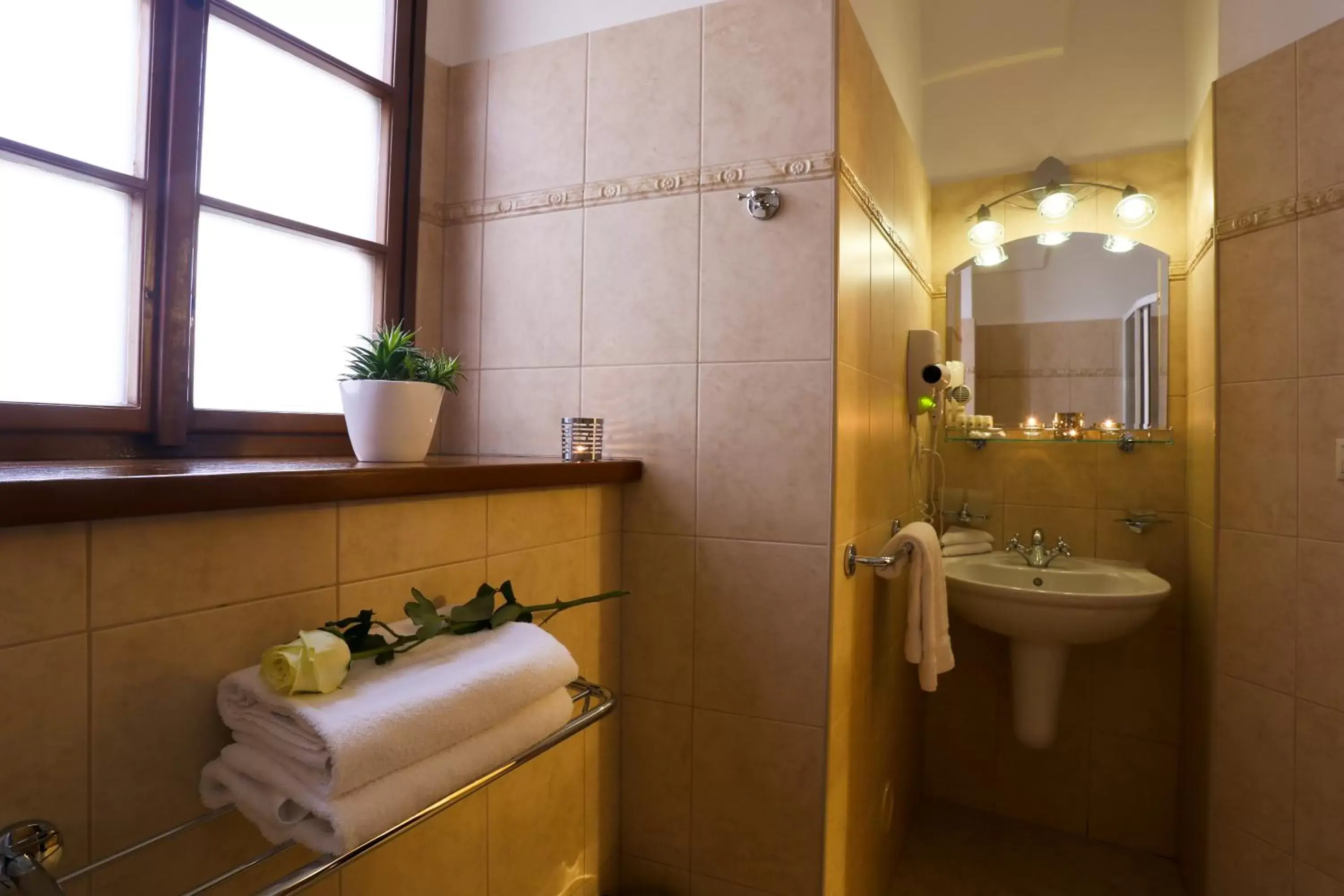 Bathroom in Questenberg Hotel