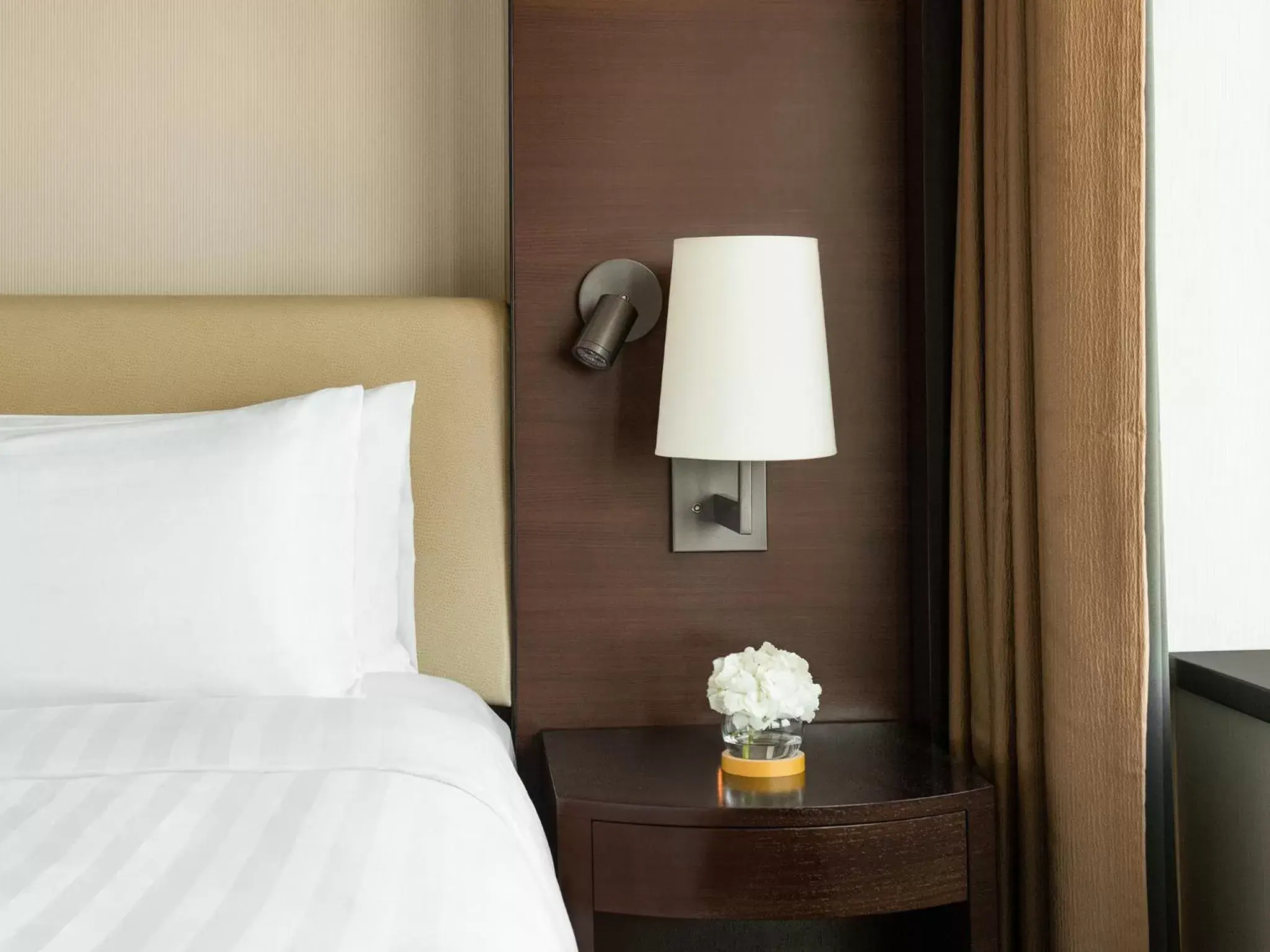 Bed in Shangri-La Far Eastern Tainan Bed in Shangri-La Far Eastern Tainan