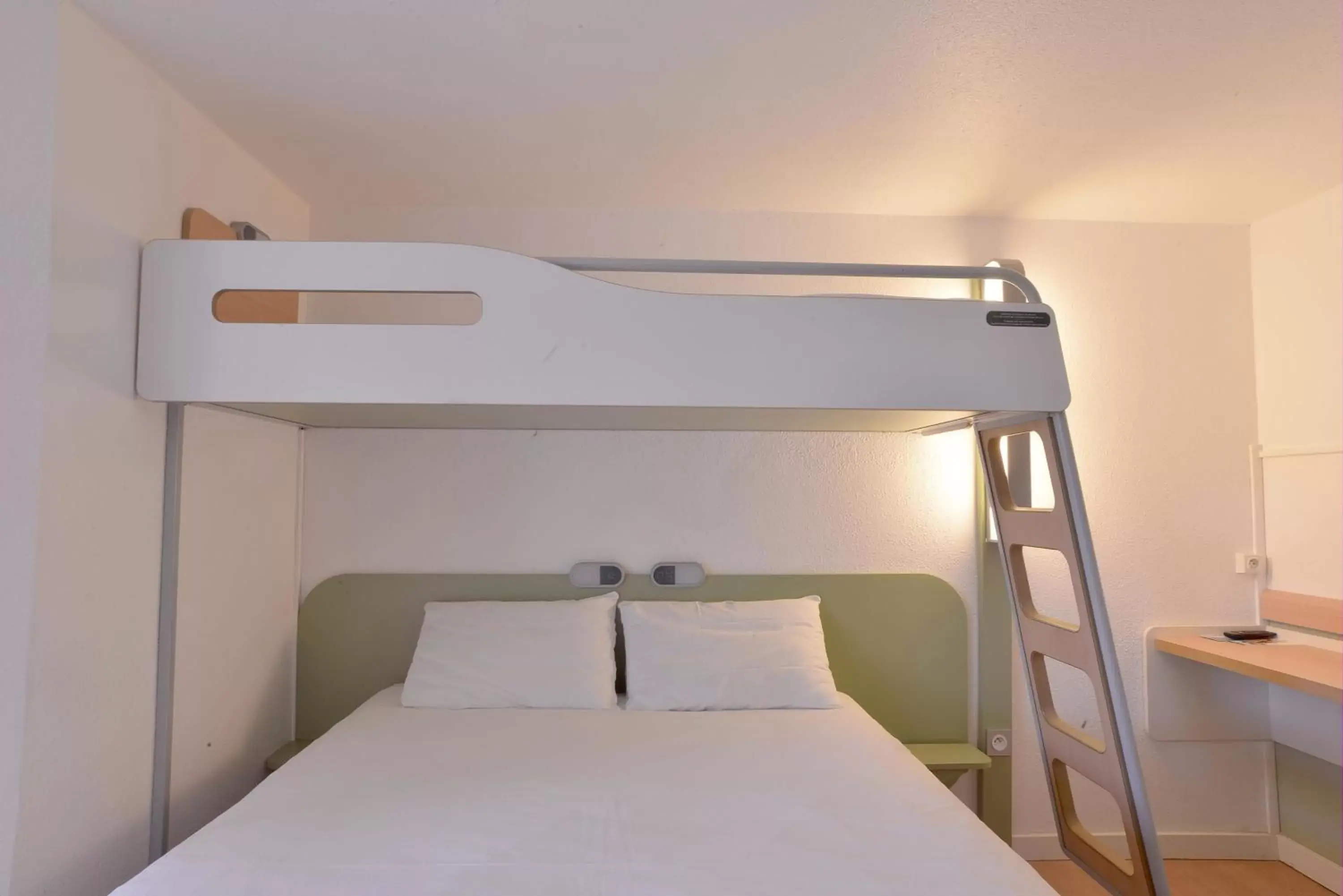 Bed, Bunk Bed in Ibis Budget Villefranche