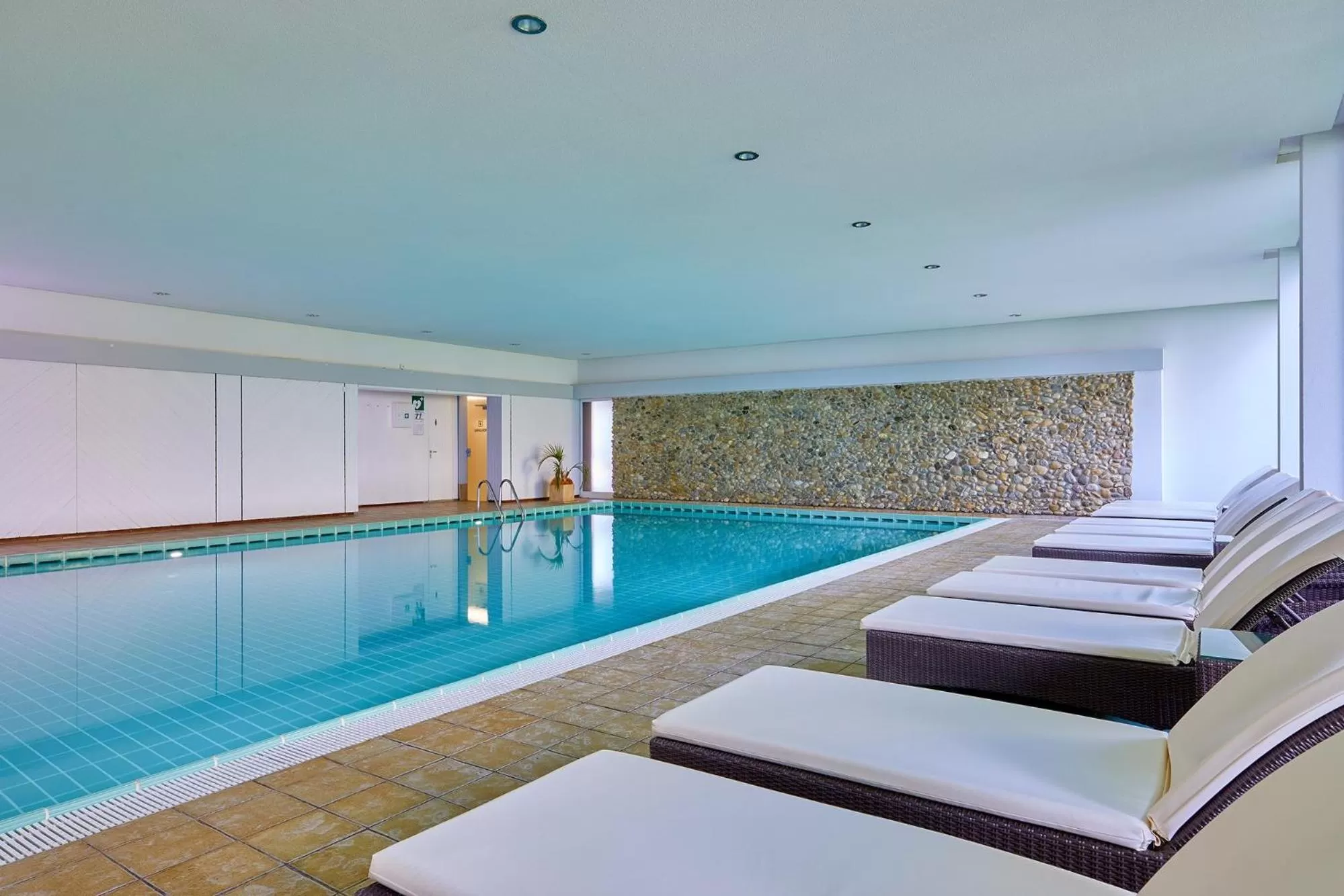 Swimming pool in Parkhotel St.Leonhard