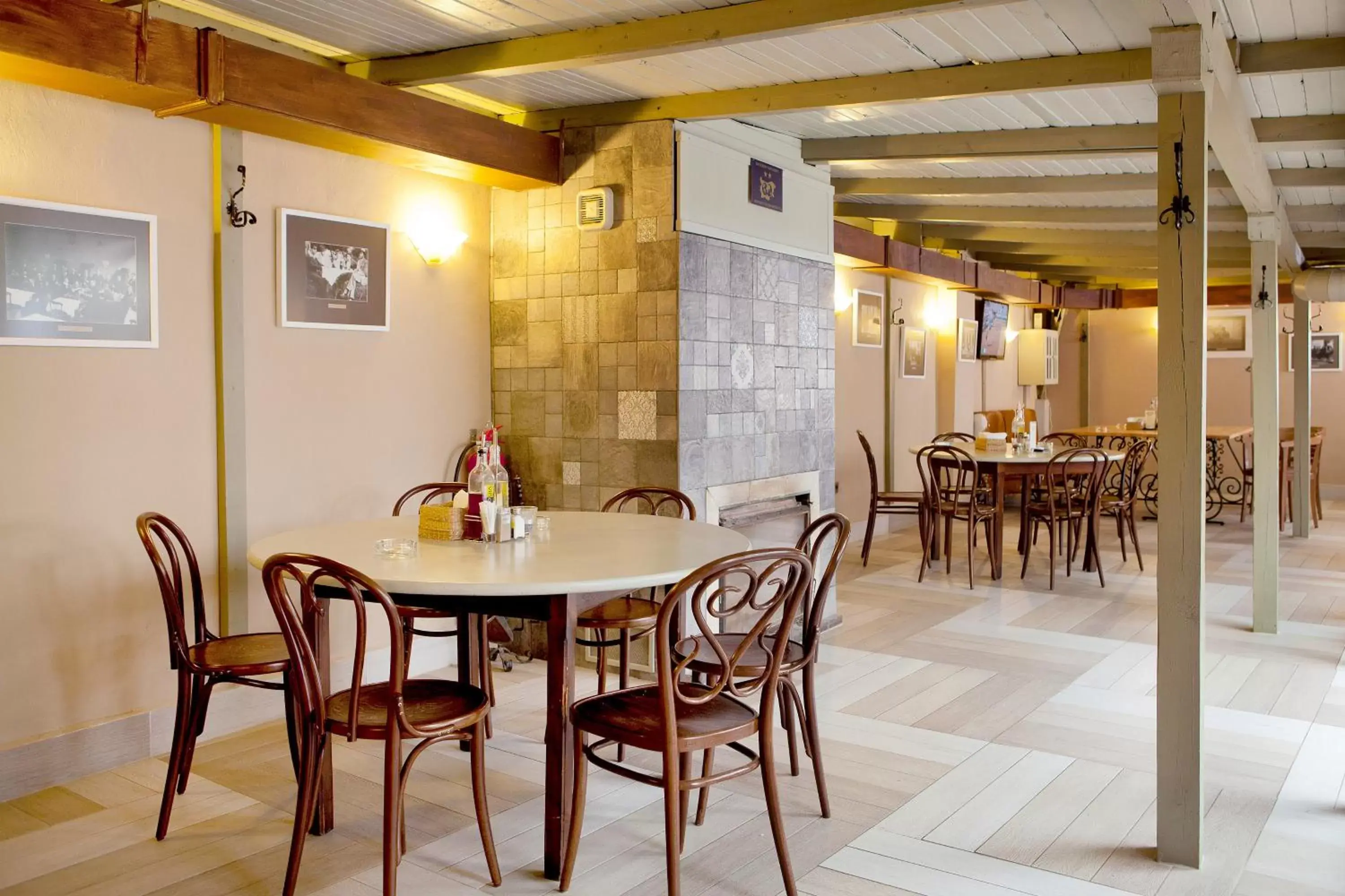 Place of worship, Restaurant/Places to Eat in Hotel Niky