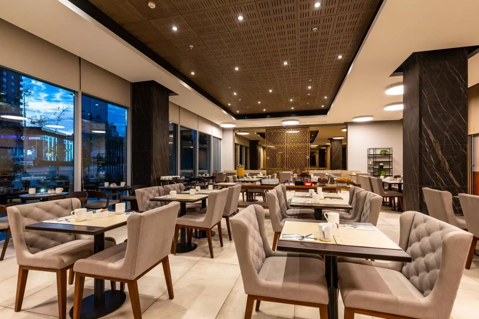 Breakfast, Restaurant/Places to Eat in Best Western Premier Marina Las Condes